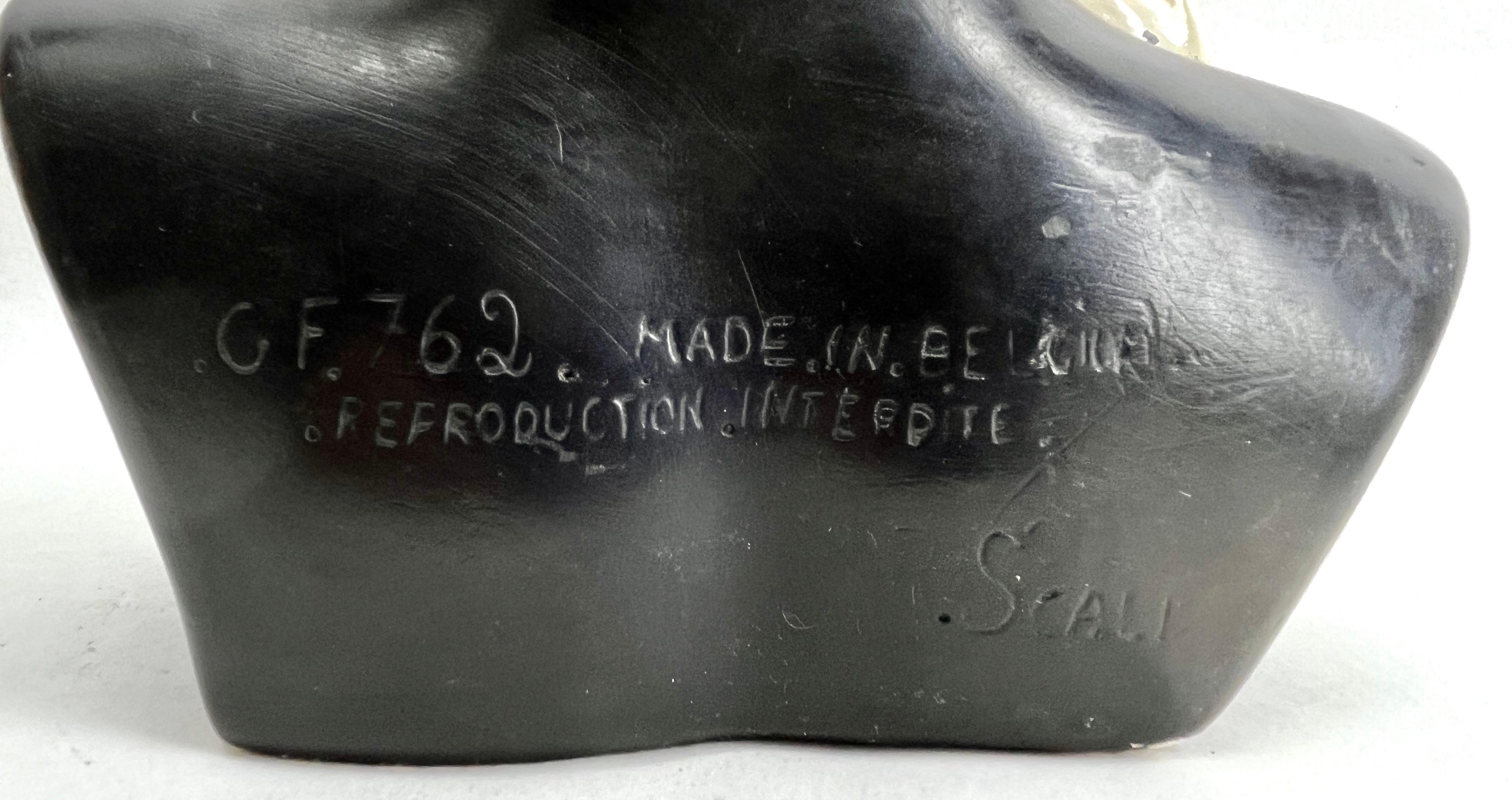 R. Scali G.F762 Signierte, polychrome Keramikbüste eines Nigerrin aus Nigerrin  im Angebot 1