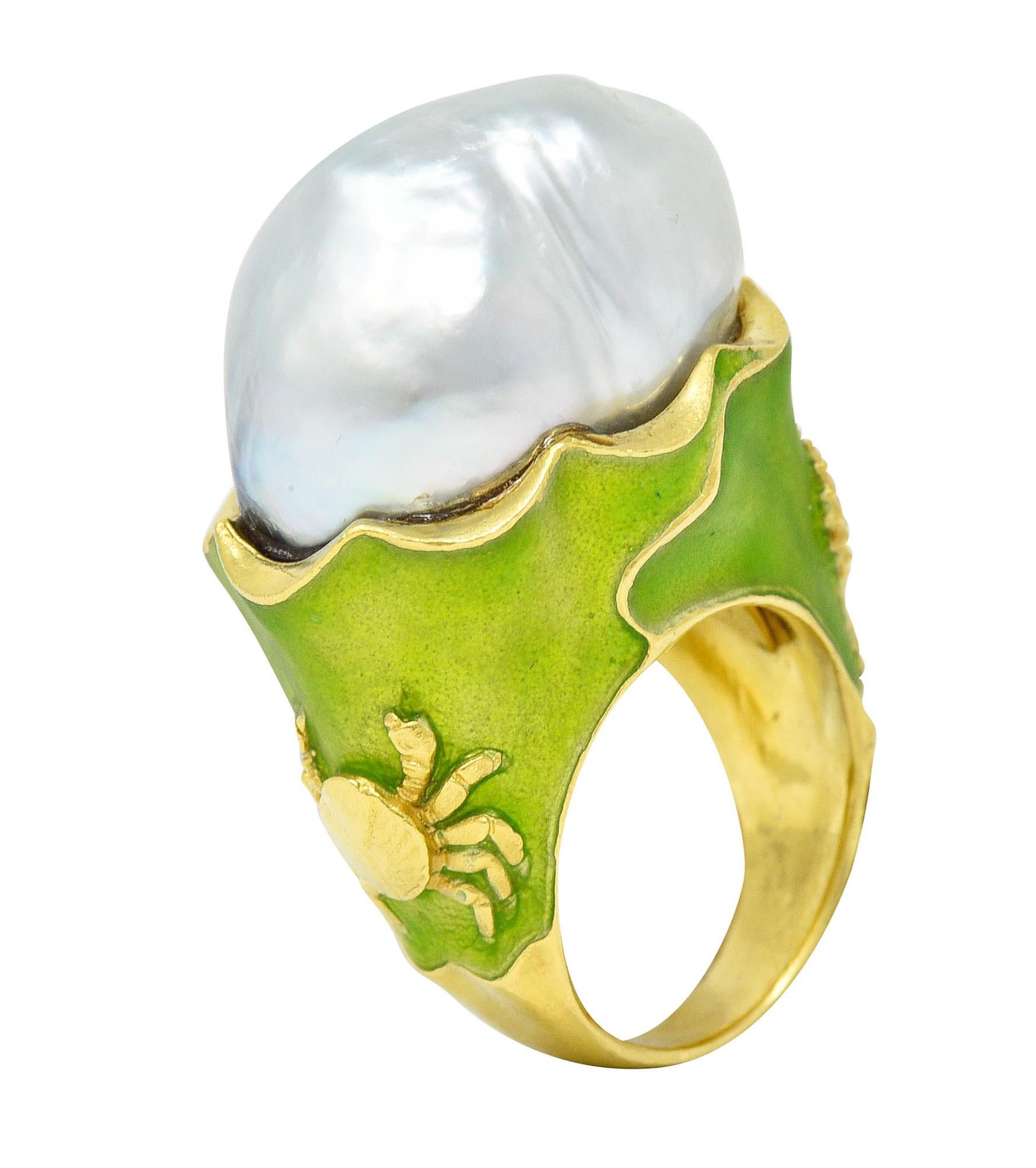 R. Simantov Baroque Pearl Green Enamel 18 Karat Gold Statement Ring 5