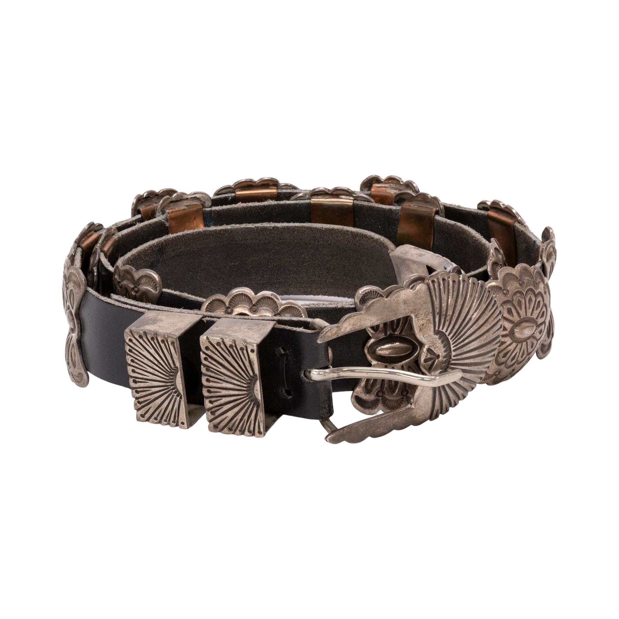 R. Tom Navajo Sterling Silber Concho Gürtel im Zustand „Gut“ im Angebot in Coeur d Alene, ID