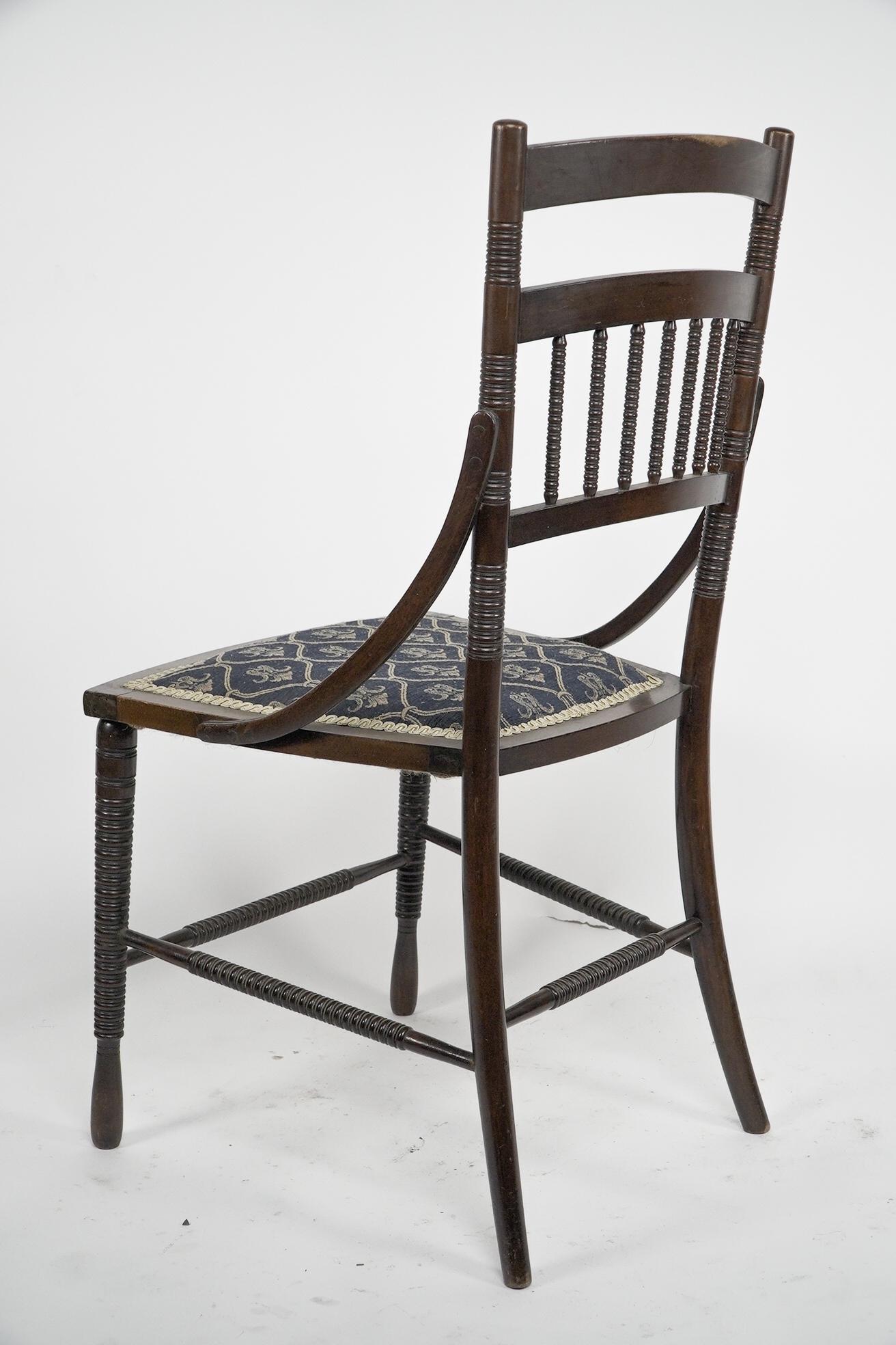 R. W. Edis, probably made by Jackson & Graham A fine pair of Walnut side chairs For Sale 12
