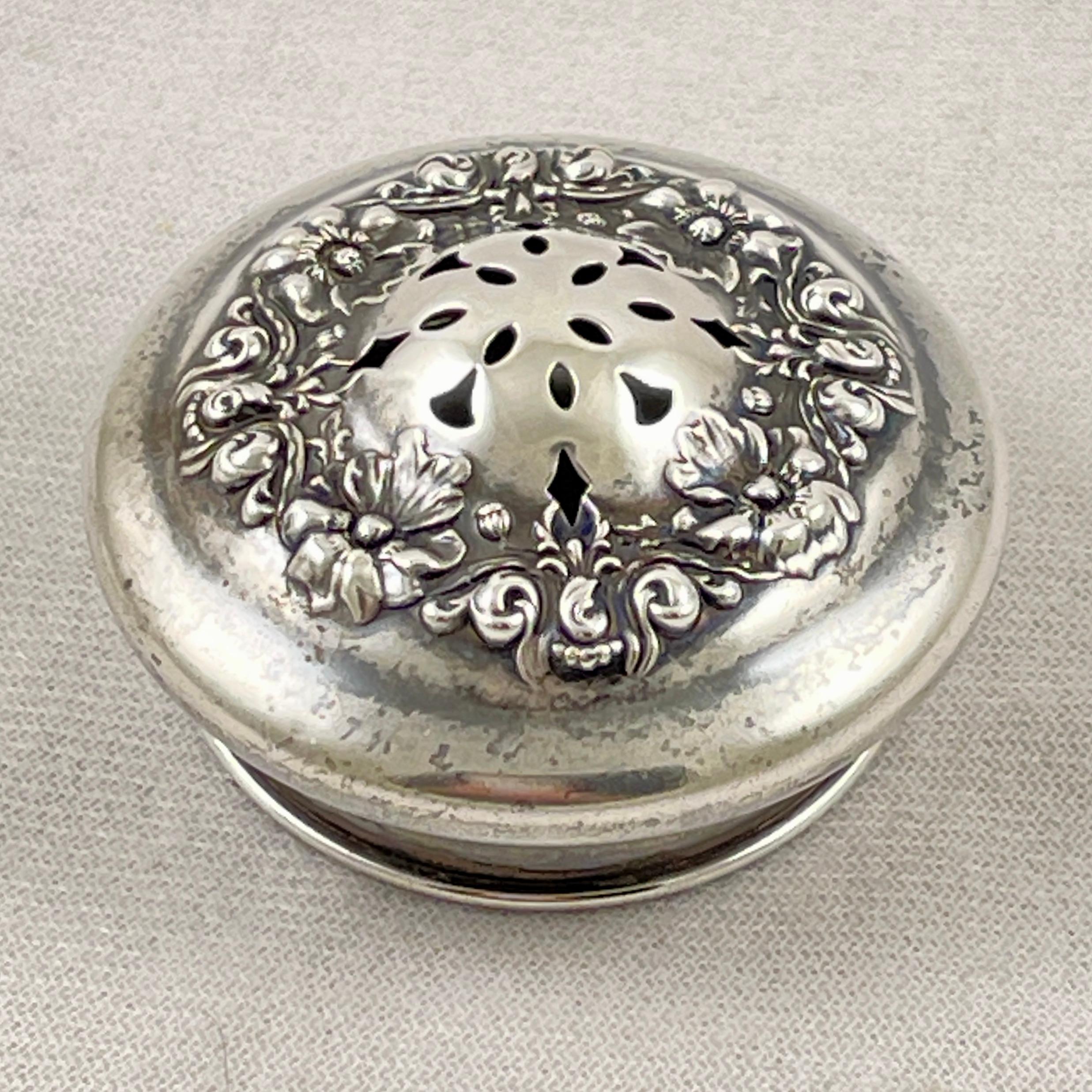 R. Wallace & Sons Azucarero de cristal y plata de ley Facetado en venta
