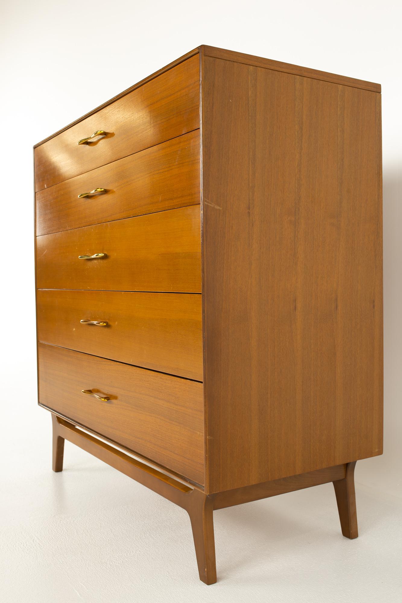 Rway Mid Century 5 Drawer Walnut and Brass Highboy Dresser In Good Condition For Sale In Countryside, IL