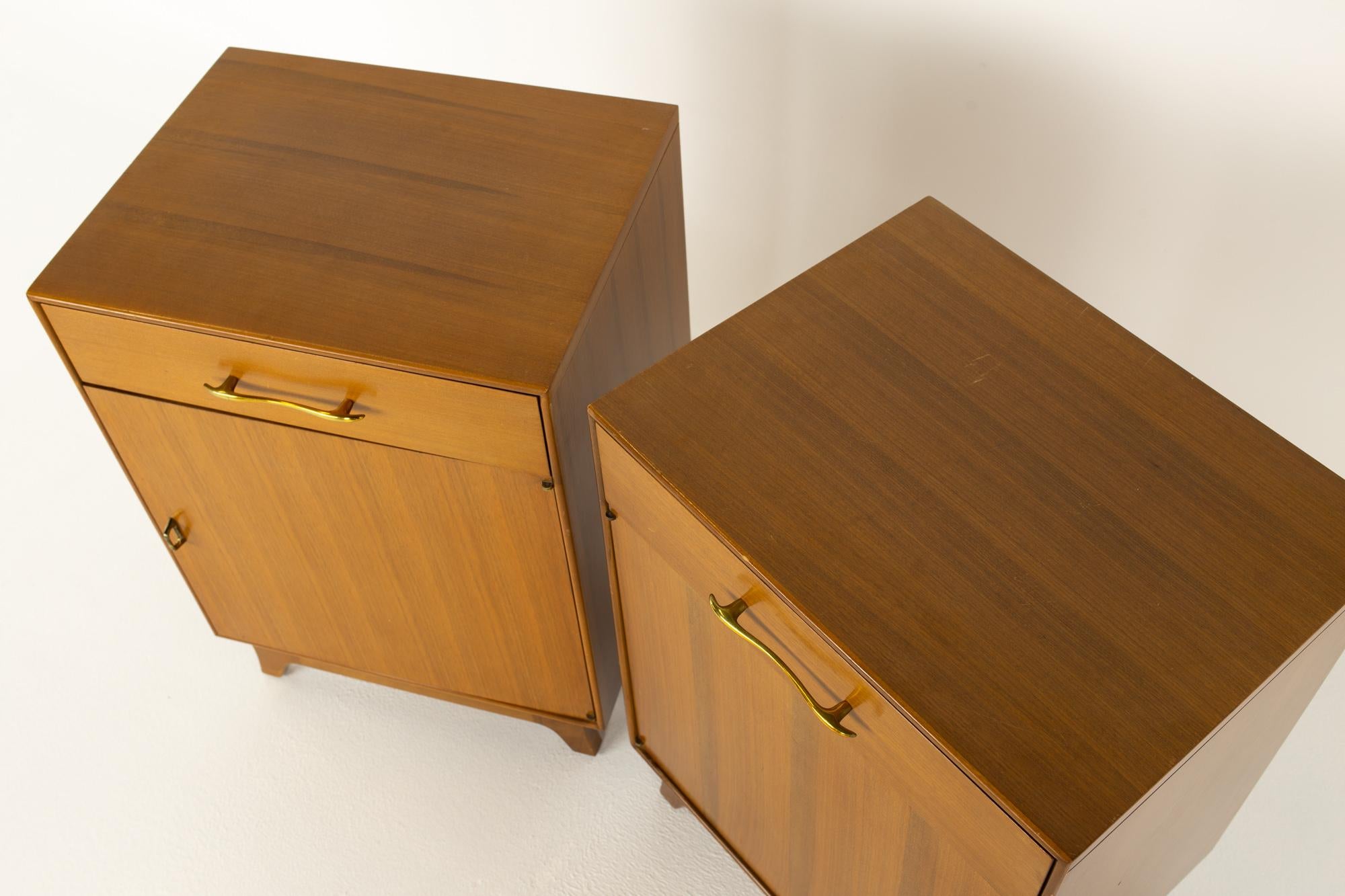 Rway Mid Century Walnut and Brass Nightstands - A Pair In Good Condition In Countryside, IL