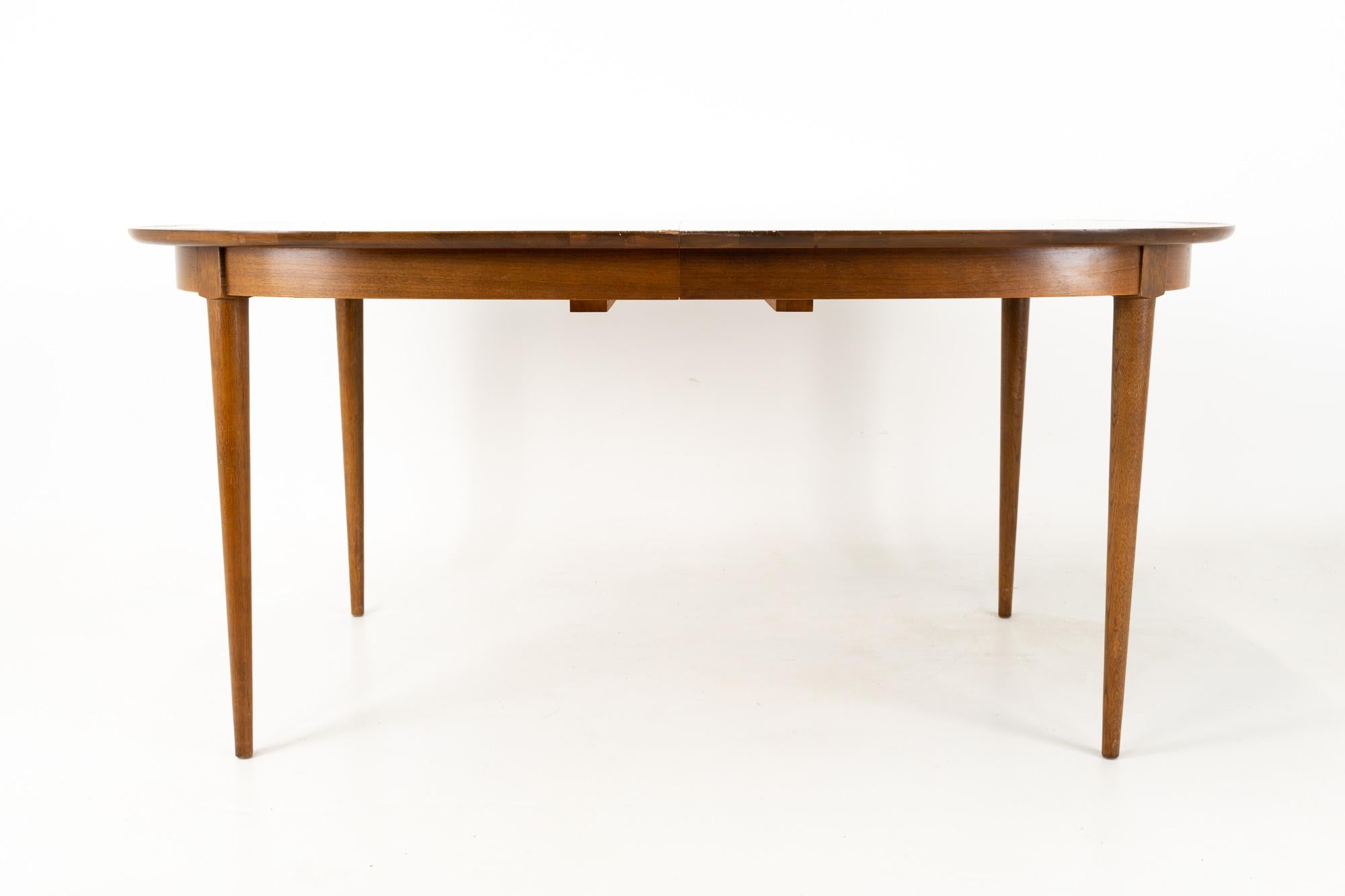 oval dining table for 10