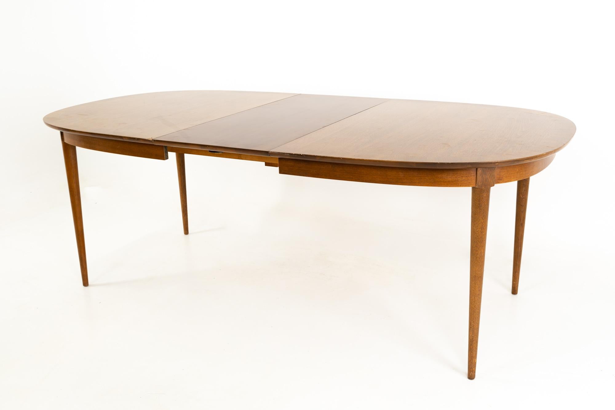 American R-Way Mid Century Walnut Inlaid Rounded Oval 10 Person Dining Table