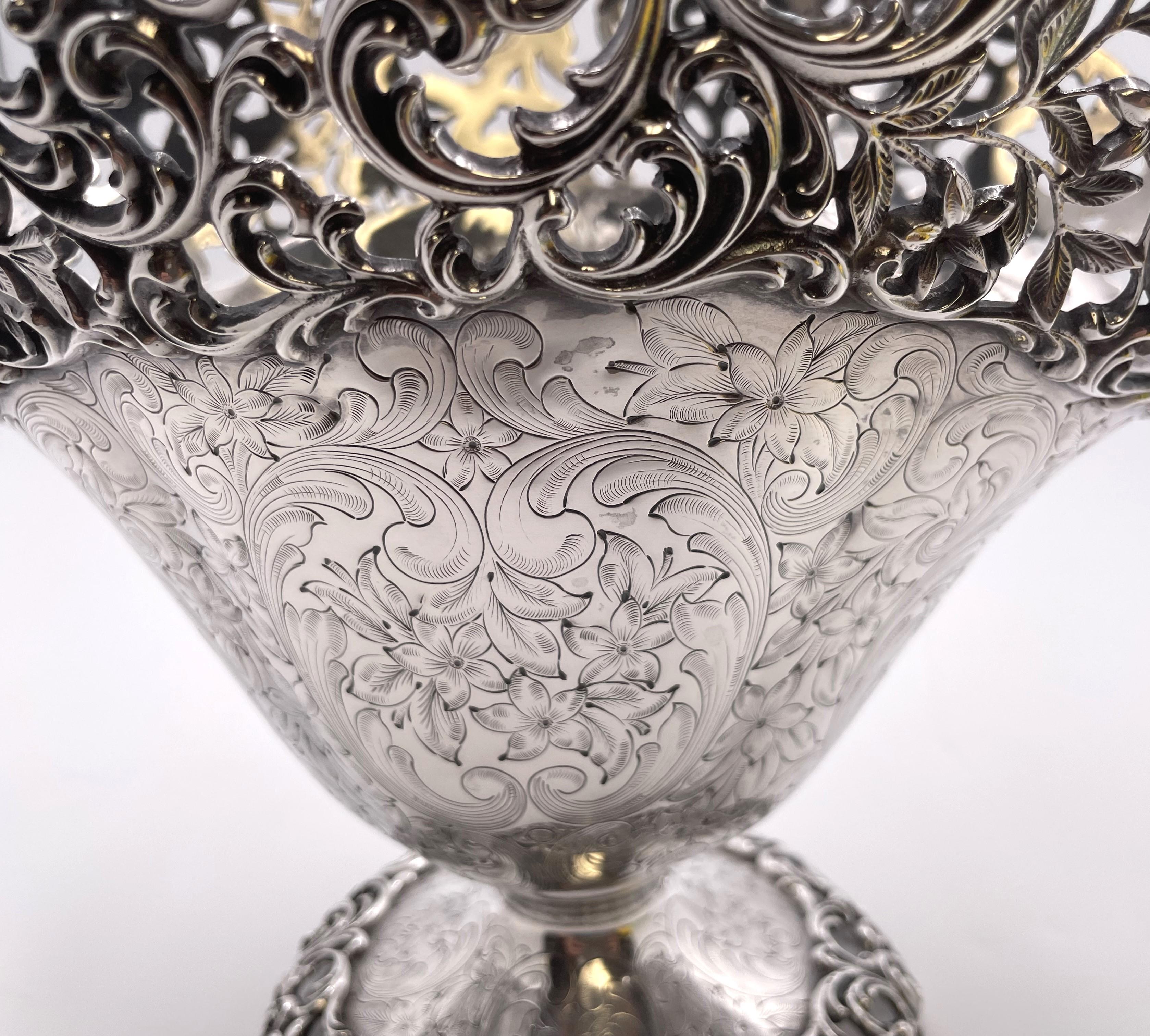 R Williams Jarrón/cesta nupcial de plata de ley de estilo Art Nouveau Principios del siglo XX en venta 4