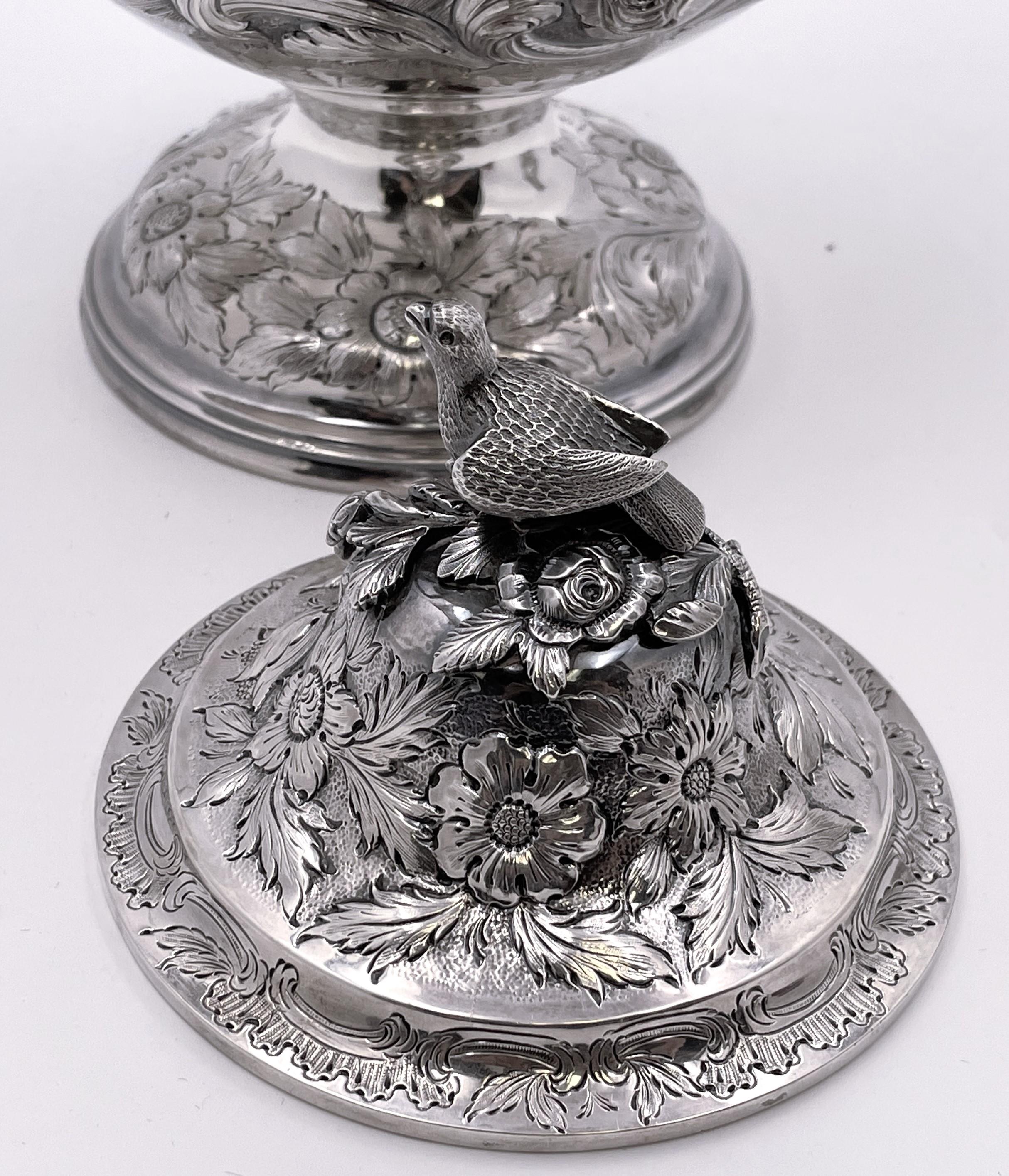 R. Service à thé et à café 6 pièces en A. Silver Repousse de château architectural en vente 9