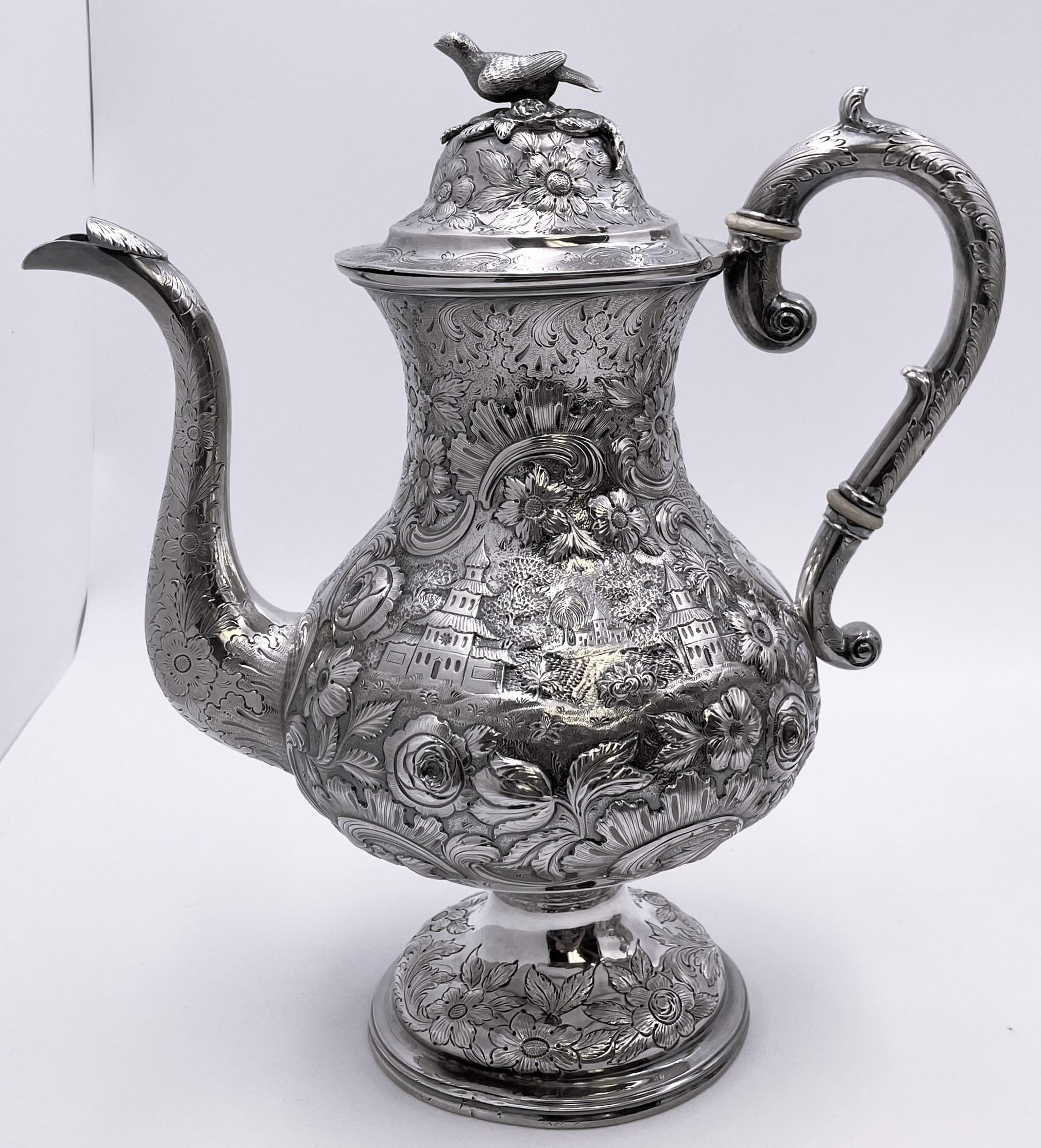 XIXe siècle R. Service à thé et à café 6 pièces en A. Silver Repousse de château architectural en vente