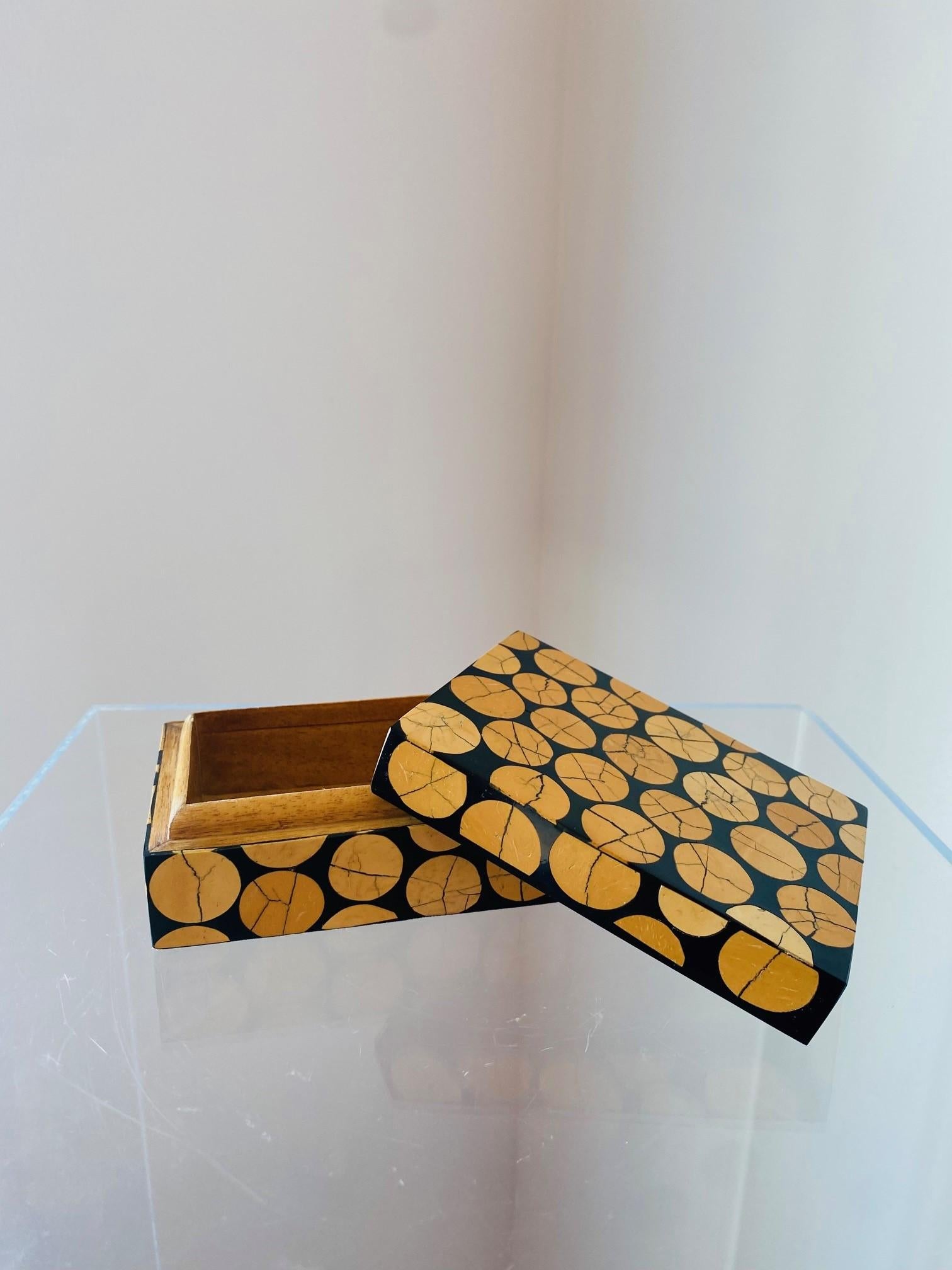 Minimalist R Y Augousti Organic Modern  Lacquer Wood Inlaid Trinket Box  For Sale