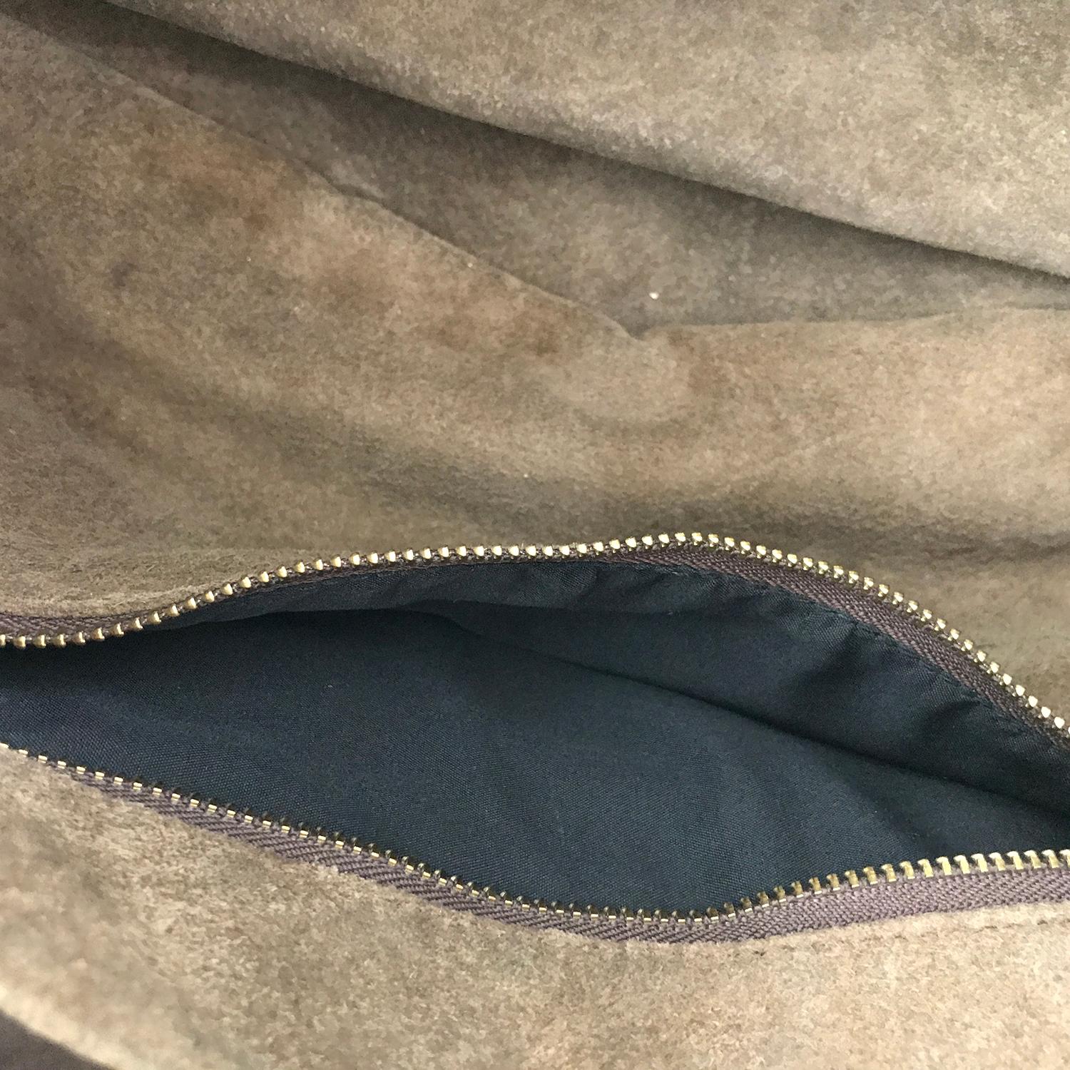R & Y Augousti Paris Large Brown Snakeskin Shoulder Bag with Silver Studs For Sale 2