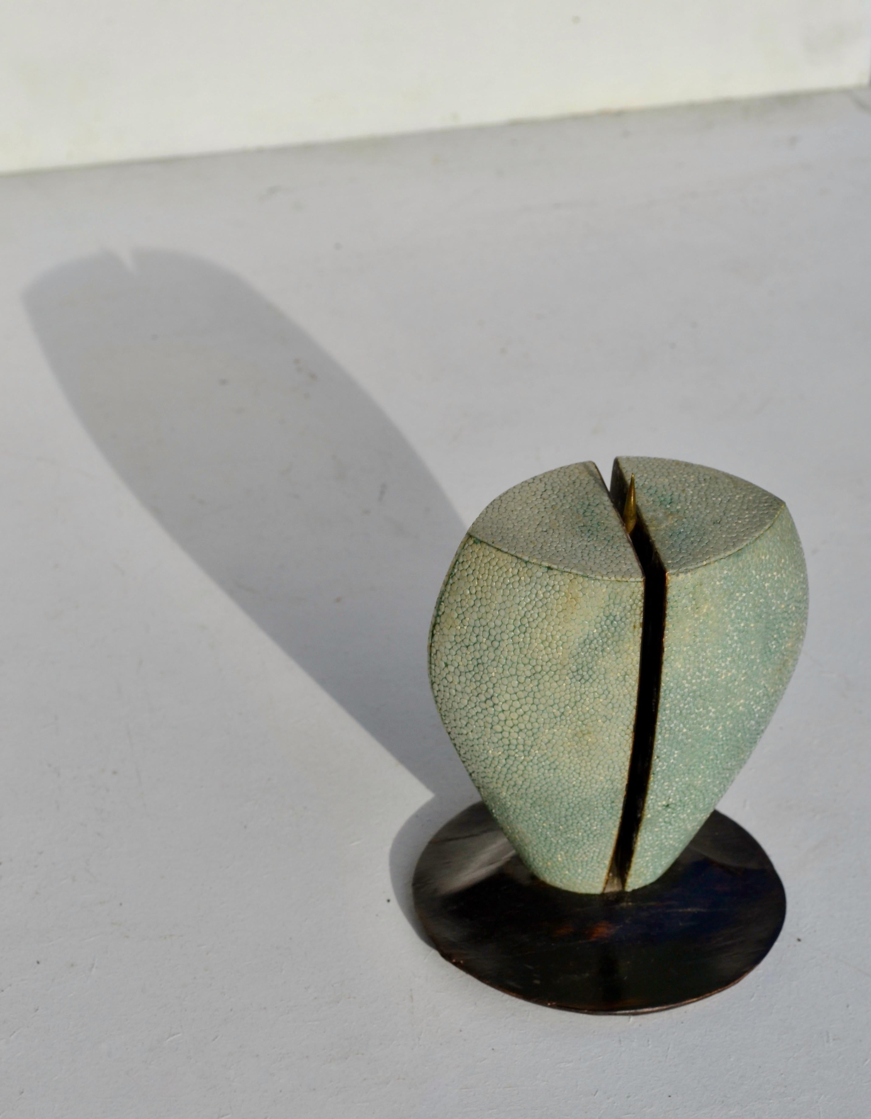 Britannico R & Y Augousti — Shagreen and Wood Sculptural Candleholder in vendita