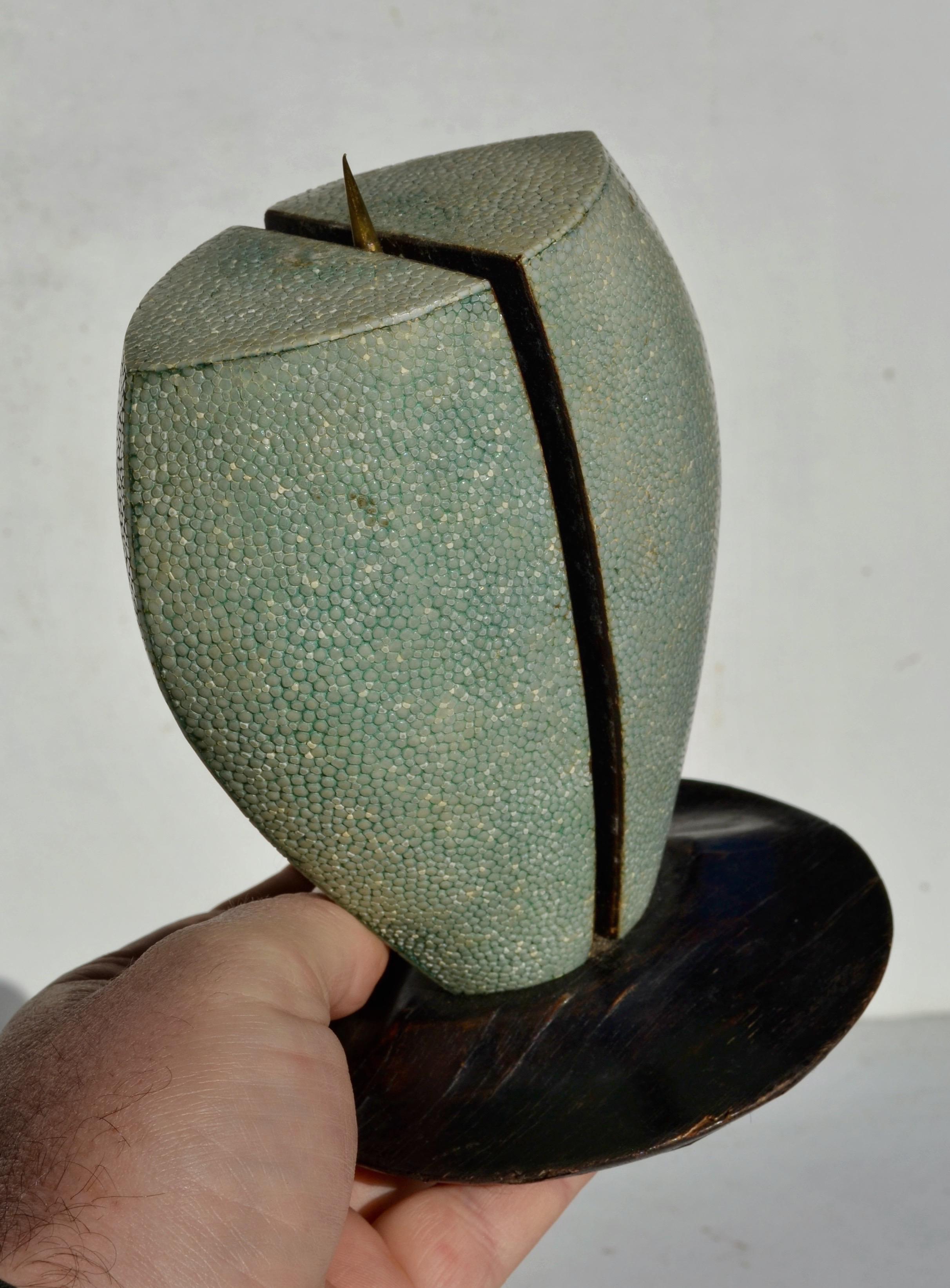 Zigrino R & Y Augousti — Shagreen and Wood Sculptural Candleholder in vendita