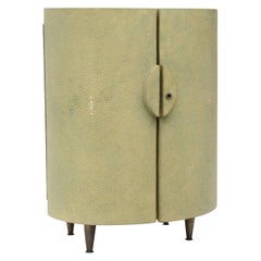R & Y Augousti Armoire à bijoux recouverte de galuchat