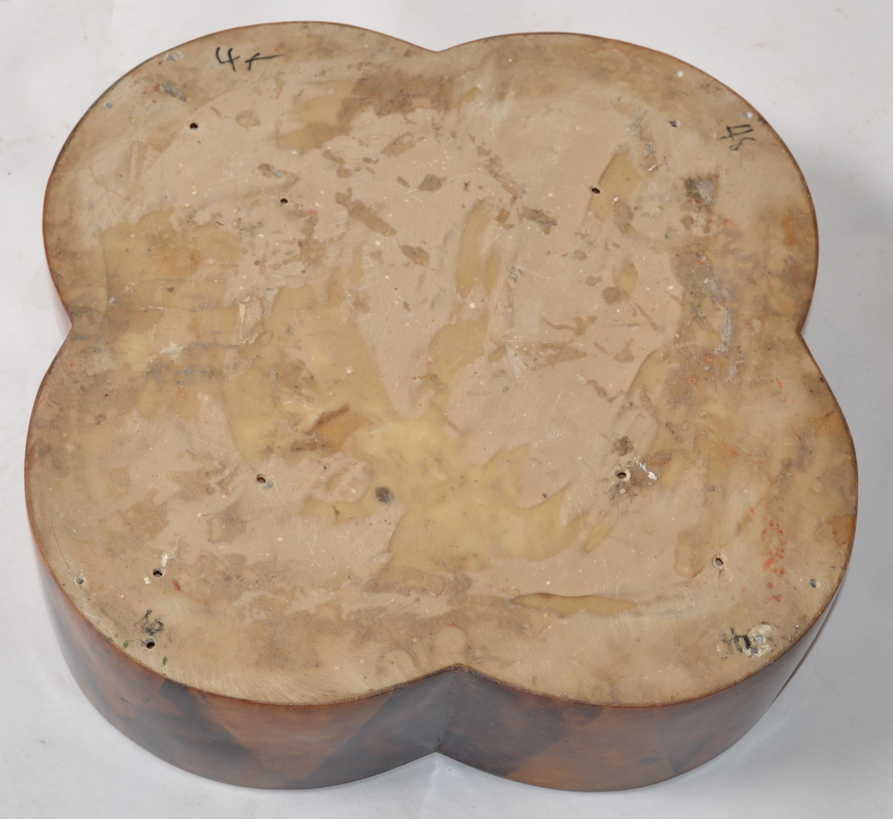 R & Y Augousti Scatola decorativa per gioielli Foglie di tabacco Legno duro Bronzo Stambecco in vendita 5