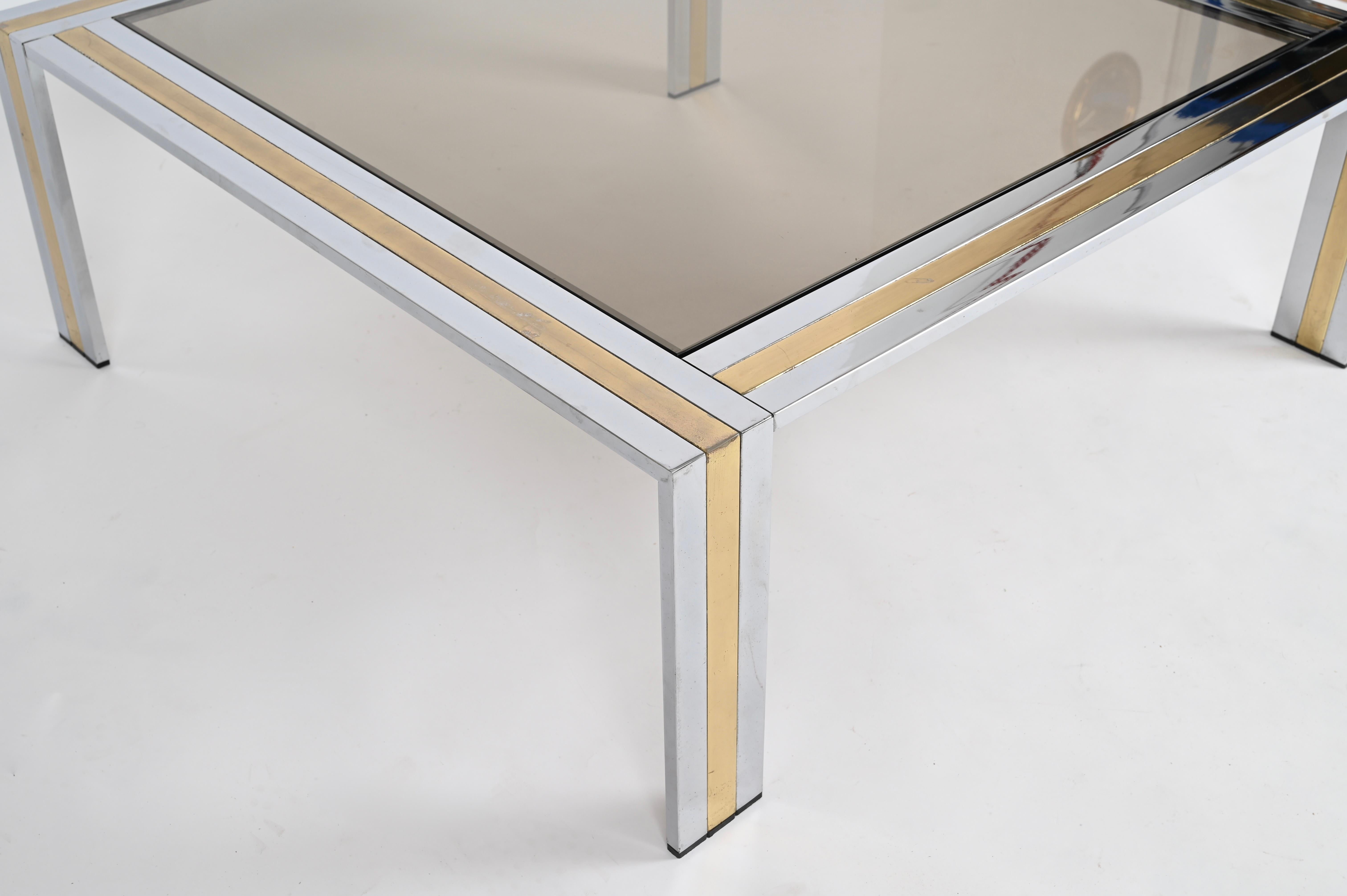 Grande table basse carrée R. Zevi en laiton, chrome et verre fumé, Italie 1970 en vente 7