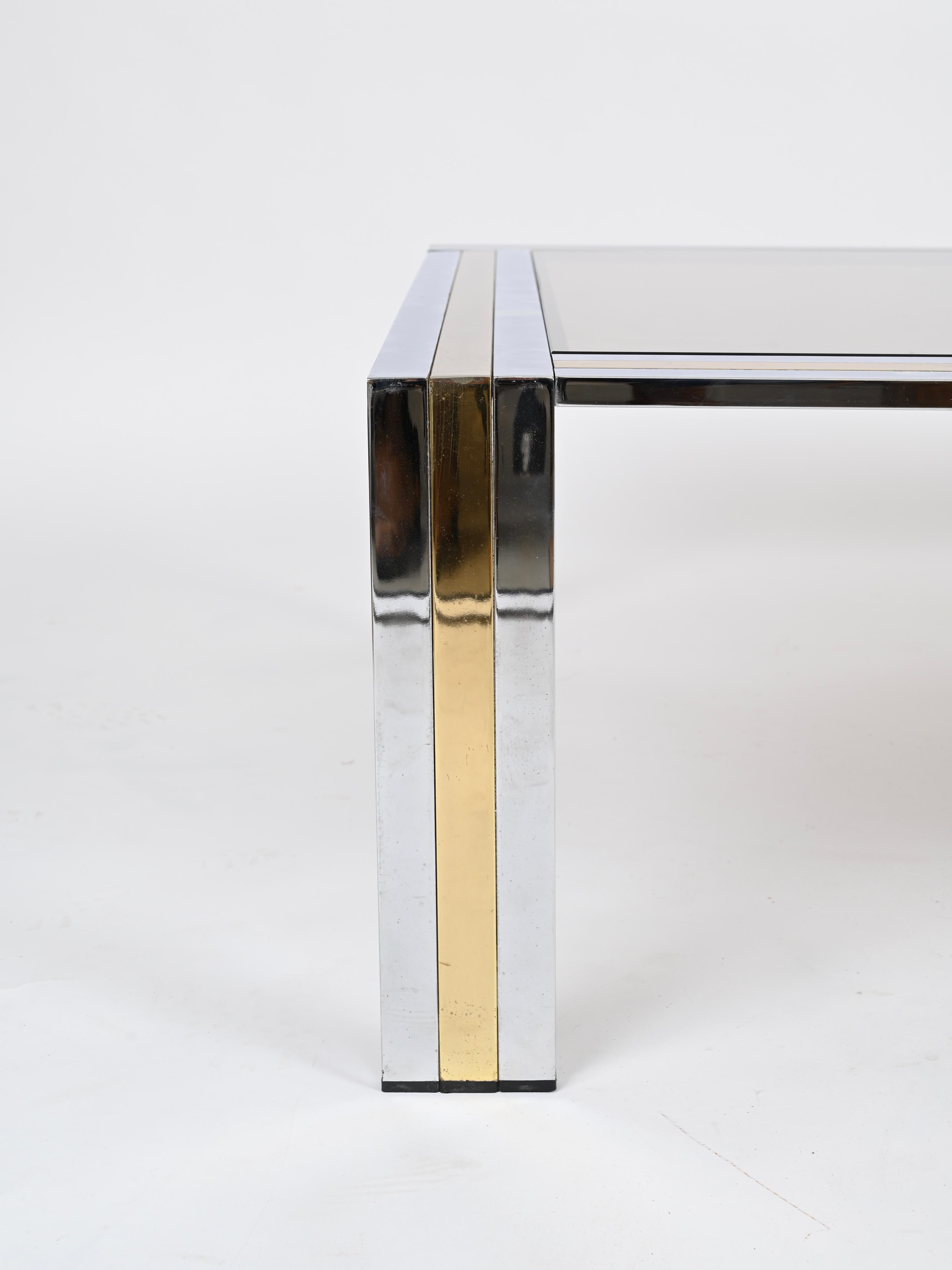 Grande table basse carrée R. Zevi en laiton, chrome et verre fumé, Italie 1970 en vente 1