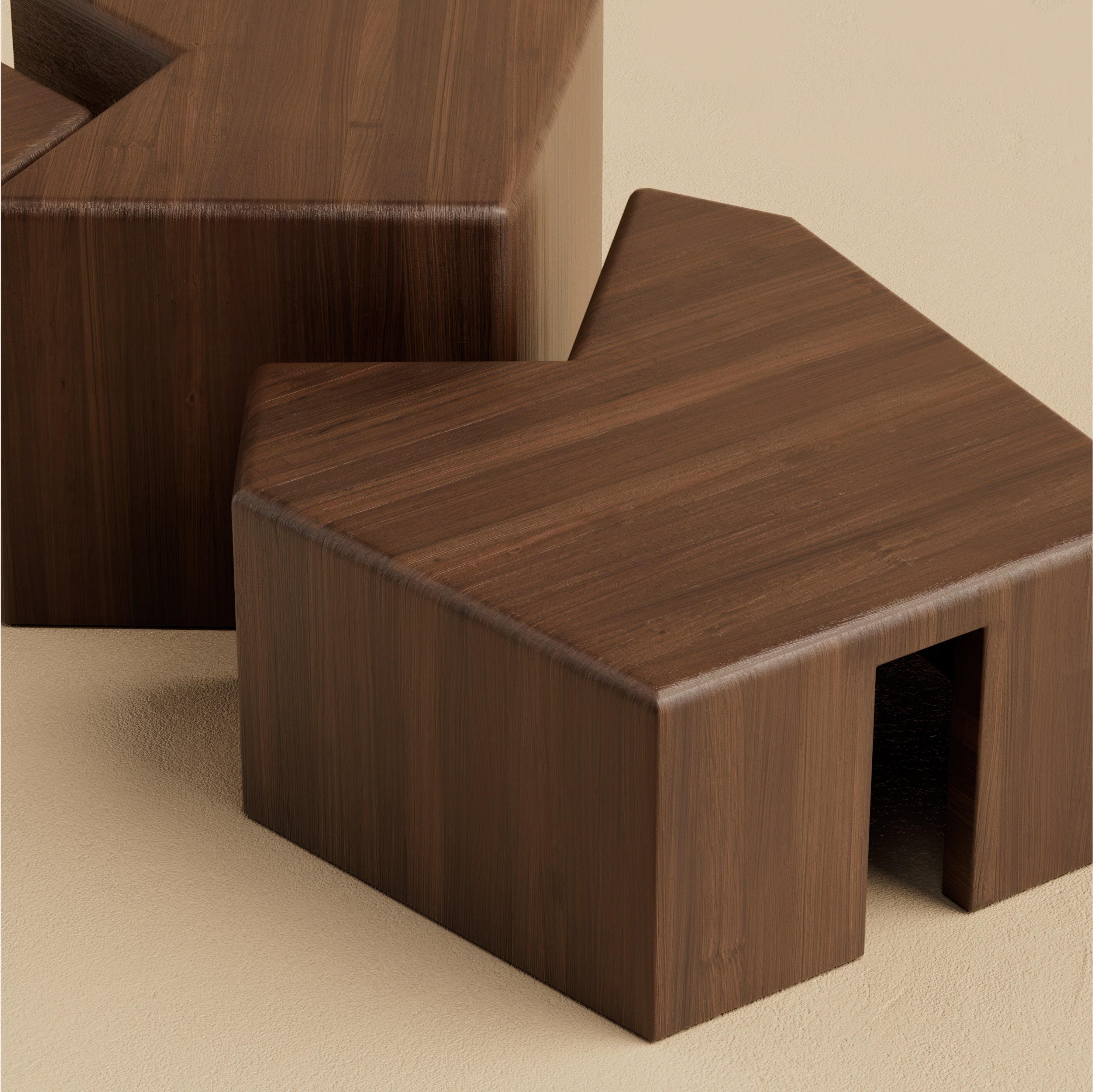 R.01 Stone Cocktail Tables / Juego de 3 / Nogal tallado by Lusano Moderno orgánico en venta