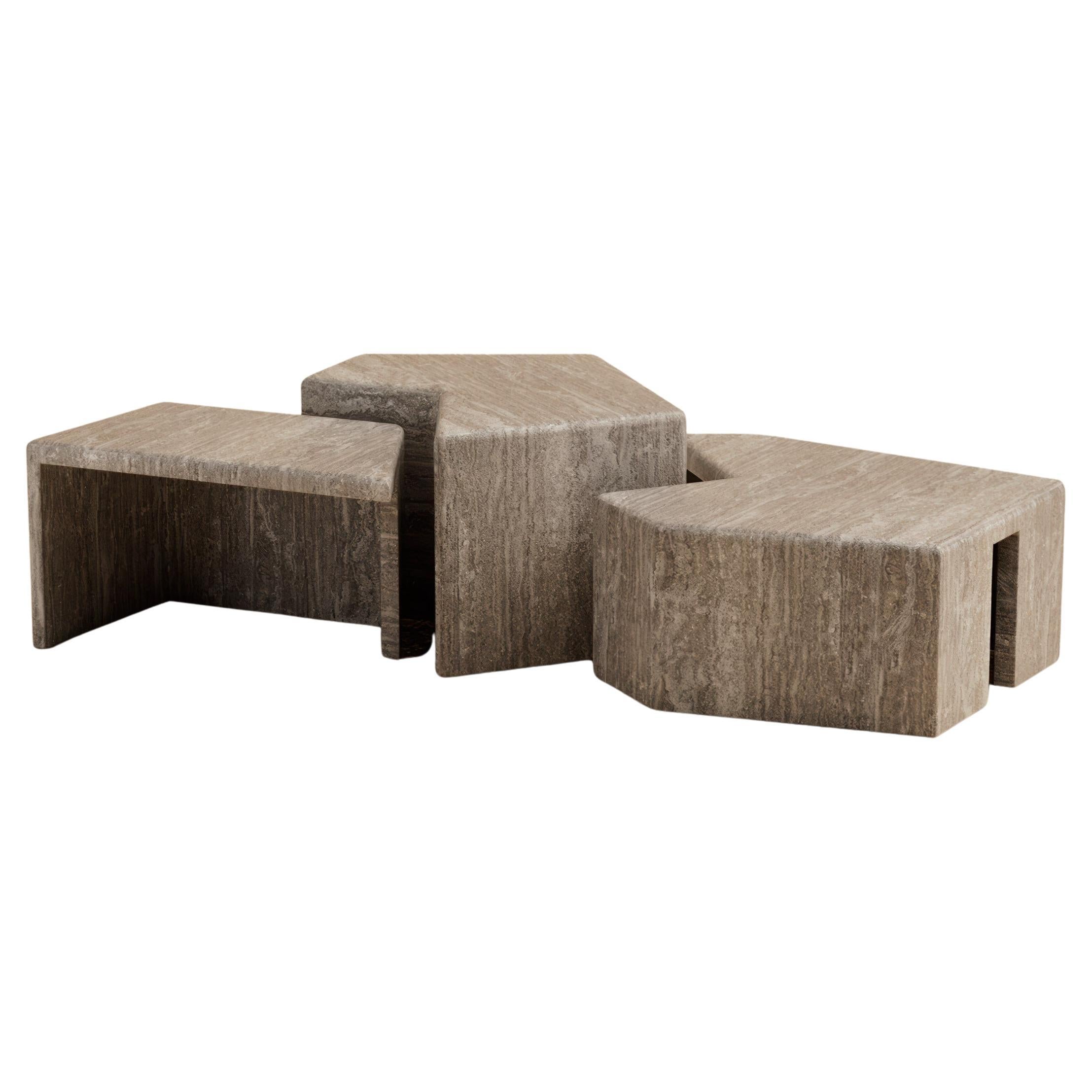 R.01 Cocktail Tables in pietra / Set di 3 / Travertino argento di Lusano in vendita