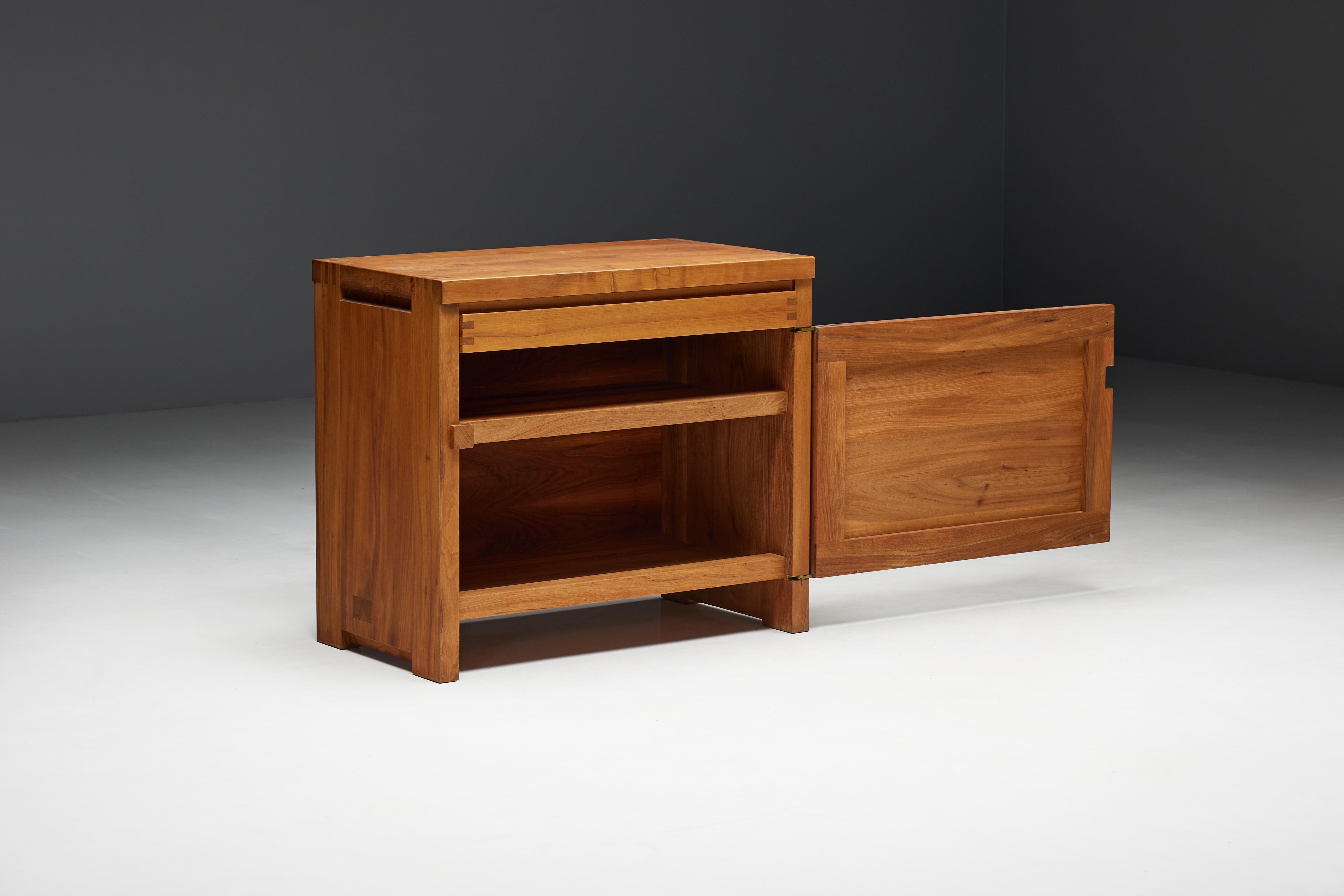 R09B Cabinet by Pierre Chapo, France, 1970s In Excellent Condition For Sale In Antwerp, BE