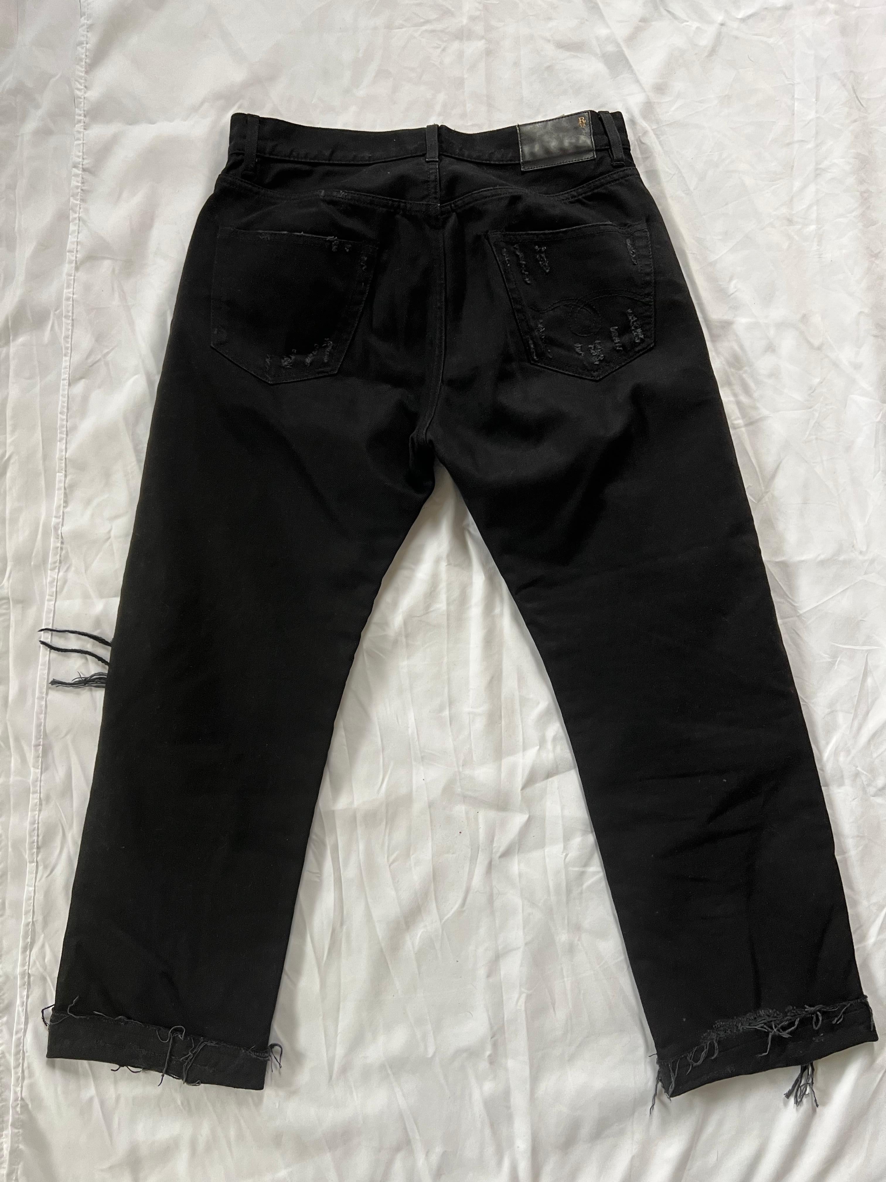 R13 Black Sequin Boyfriend Jeans Pants, Size 25 In Excellent Condition For Sale In Beverly Hills, CA