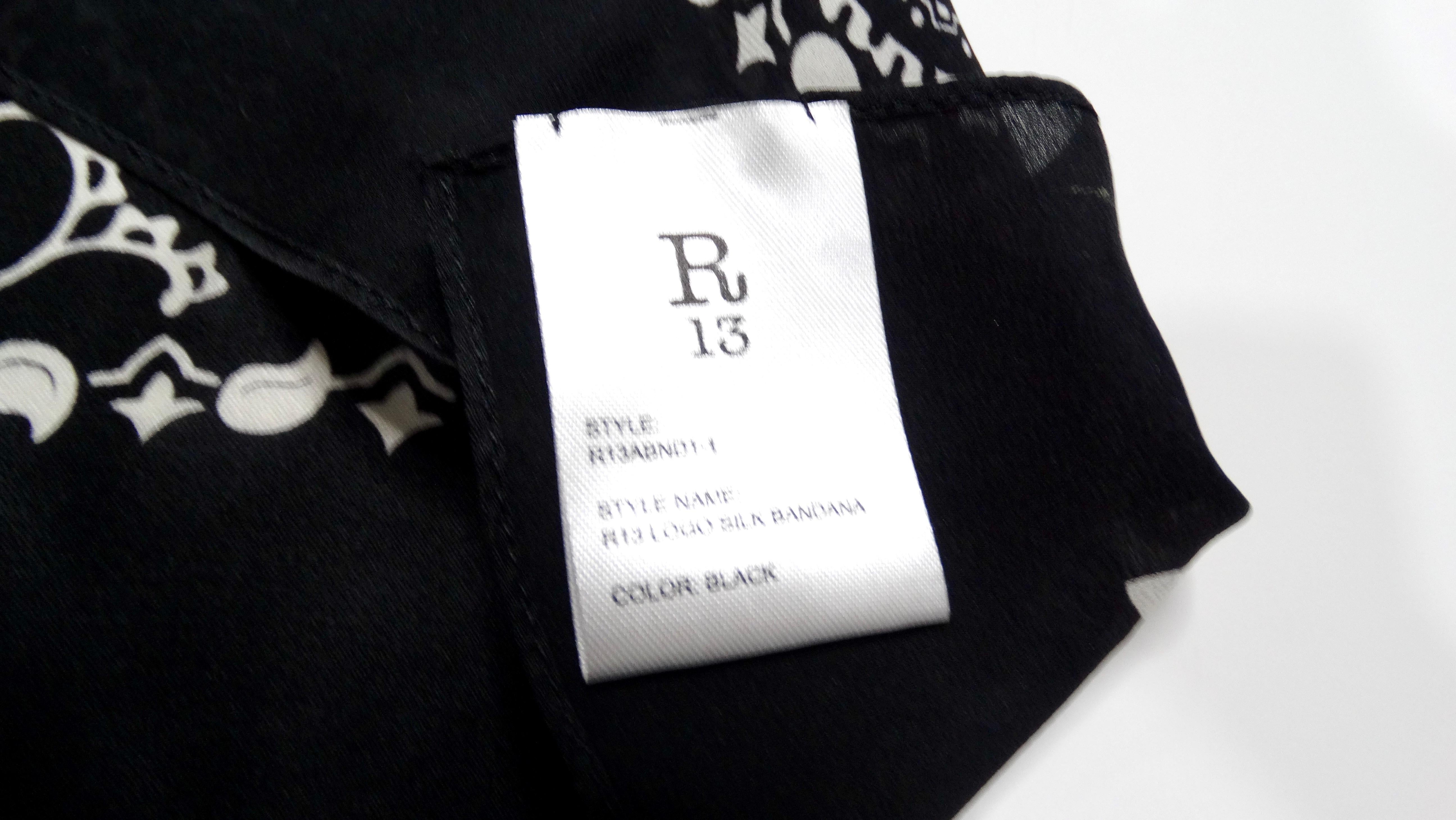 R13 Black & White Paisley Bandana Silk Scarf In condizioni buone in vendita a Scottsdale, AZ