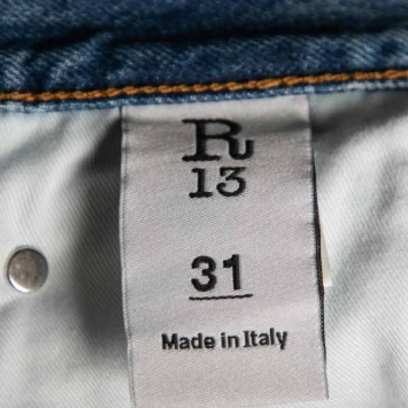 Gris R13 Denim bleu Short à taille asymétrique et bords effilochés M en vente