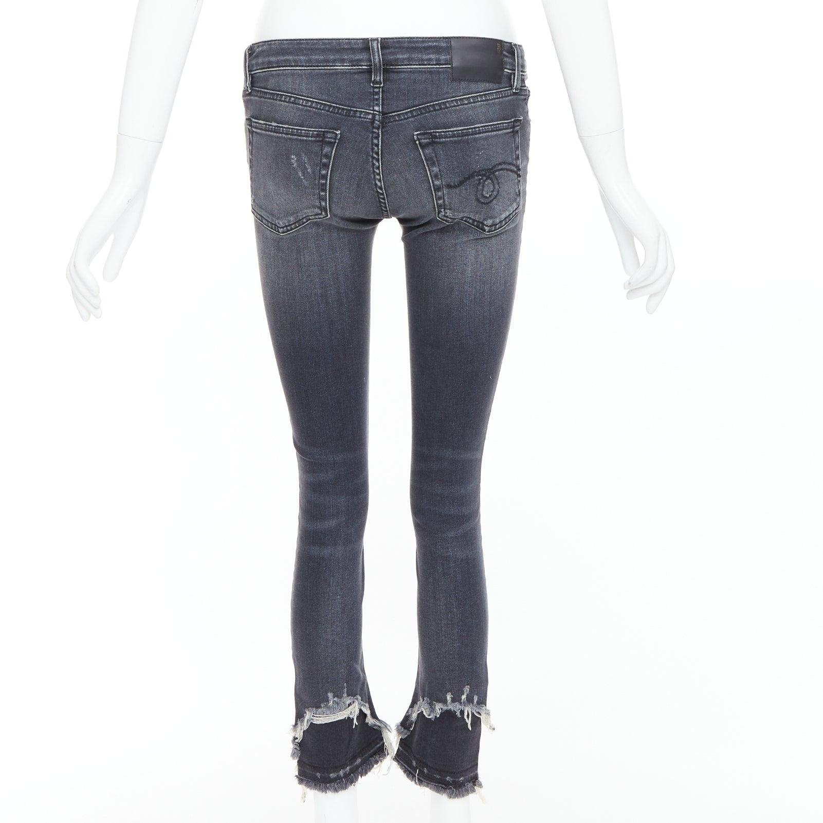 Donna R13, jeans skinny grigio scuro a vita media con orlo strappato, 24