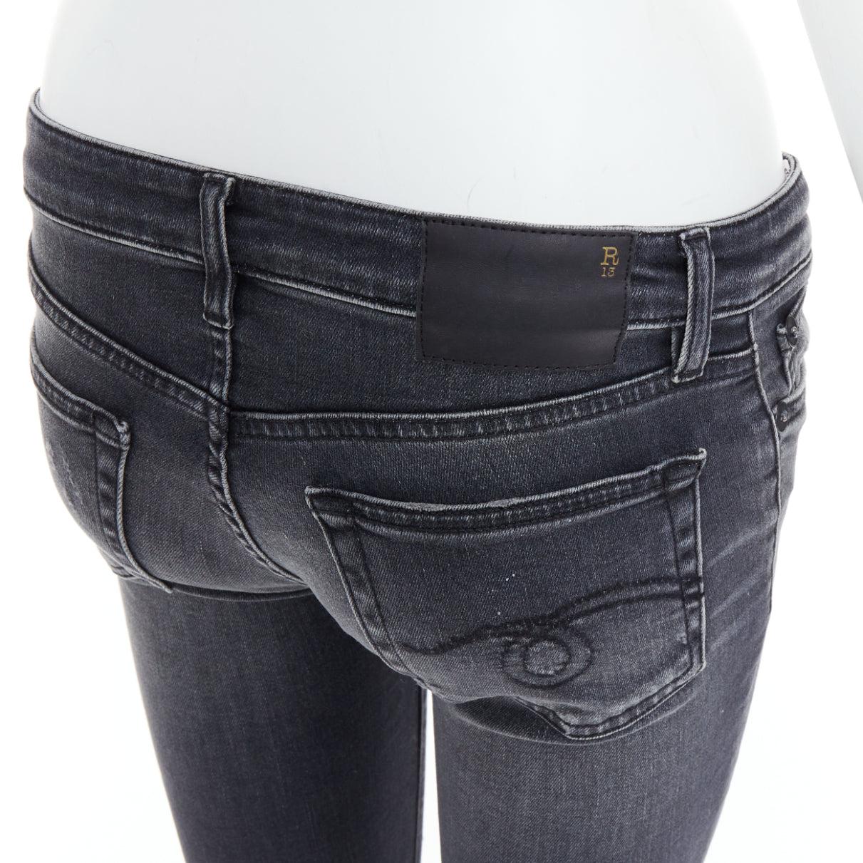 R13, jeans skinny grigio scuro a vita media con orlo strappato, 24