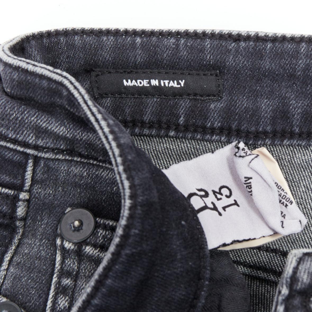 R13, jeans skinny grigio scuro a vita media con orlo strappato, 24