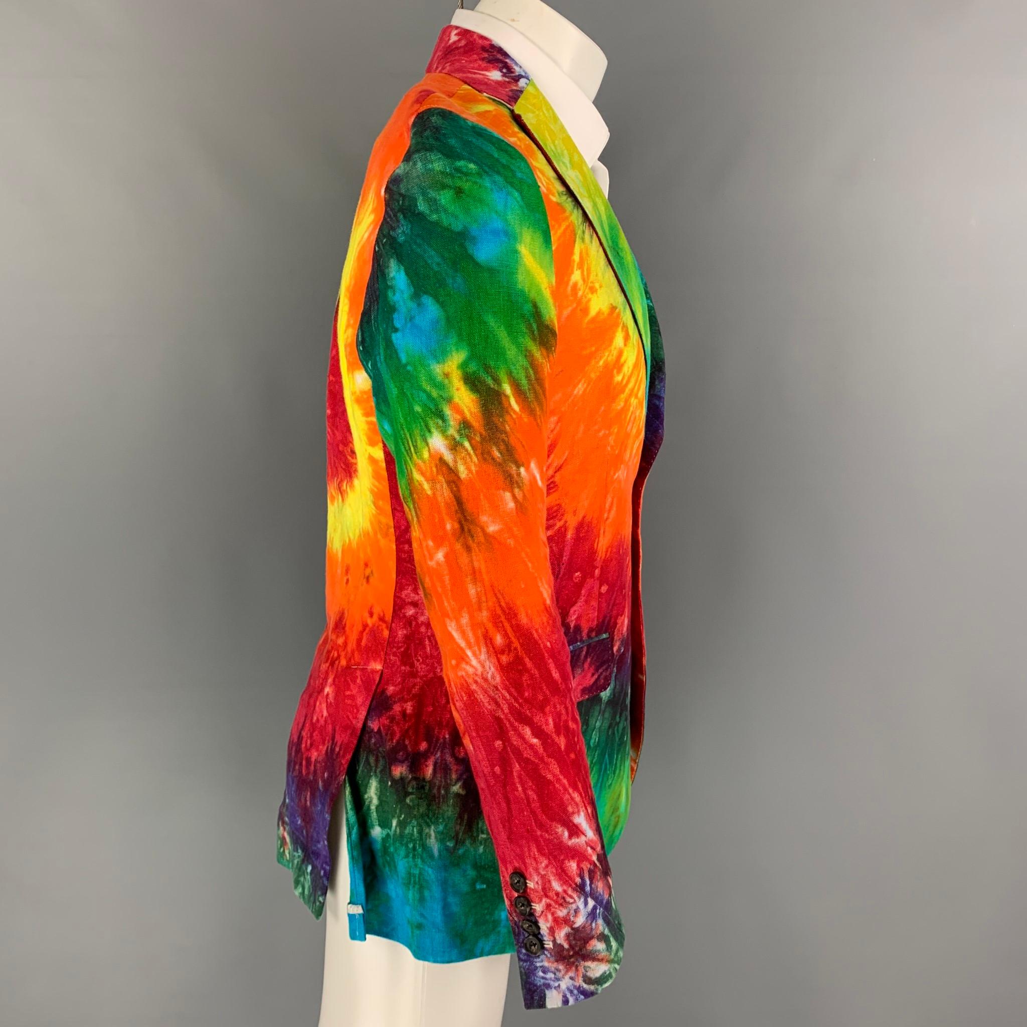R13 Spring-Summer 2019 sport coat comes in a multi-color tie dye linen featuring a notch lapel, flap pockets, double back vent, and a double button closure. Made in USA. 

Excellent Pre-Owned Condition.
Marked: M
Original Retail Price:
