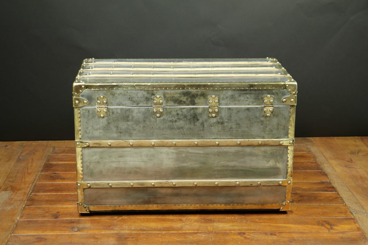 French R1729 Louis Vuitton Steamer Zinc Trunk For Sale