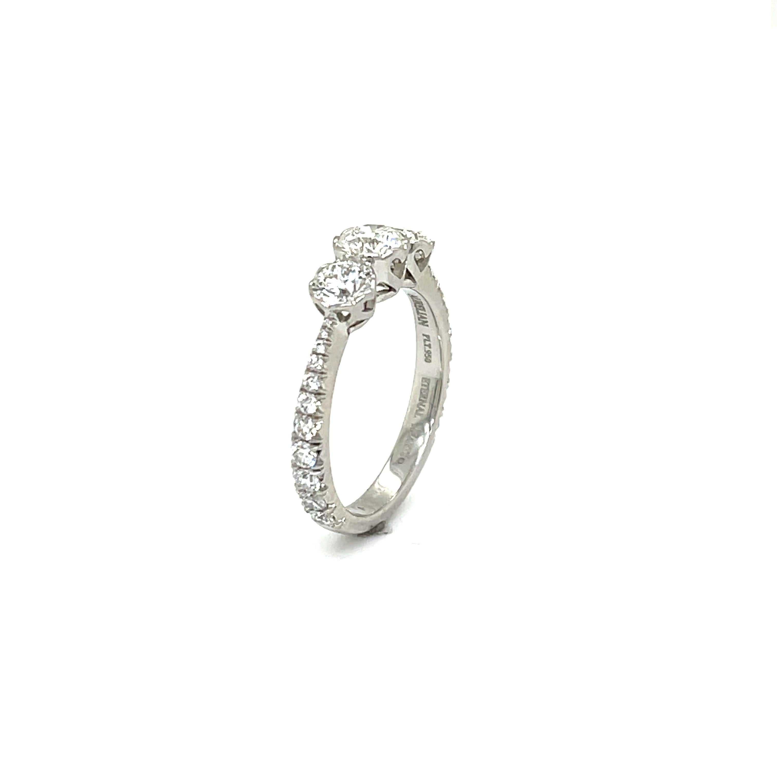 Round Cut R32-101 - ETERNAL HEARTS Platinum Ring with Diamonds For Sale