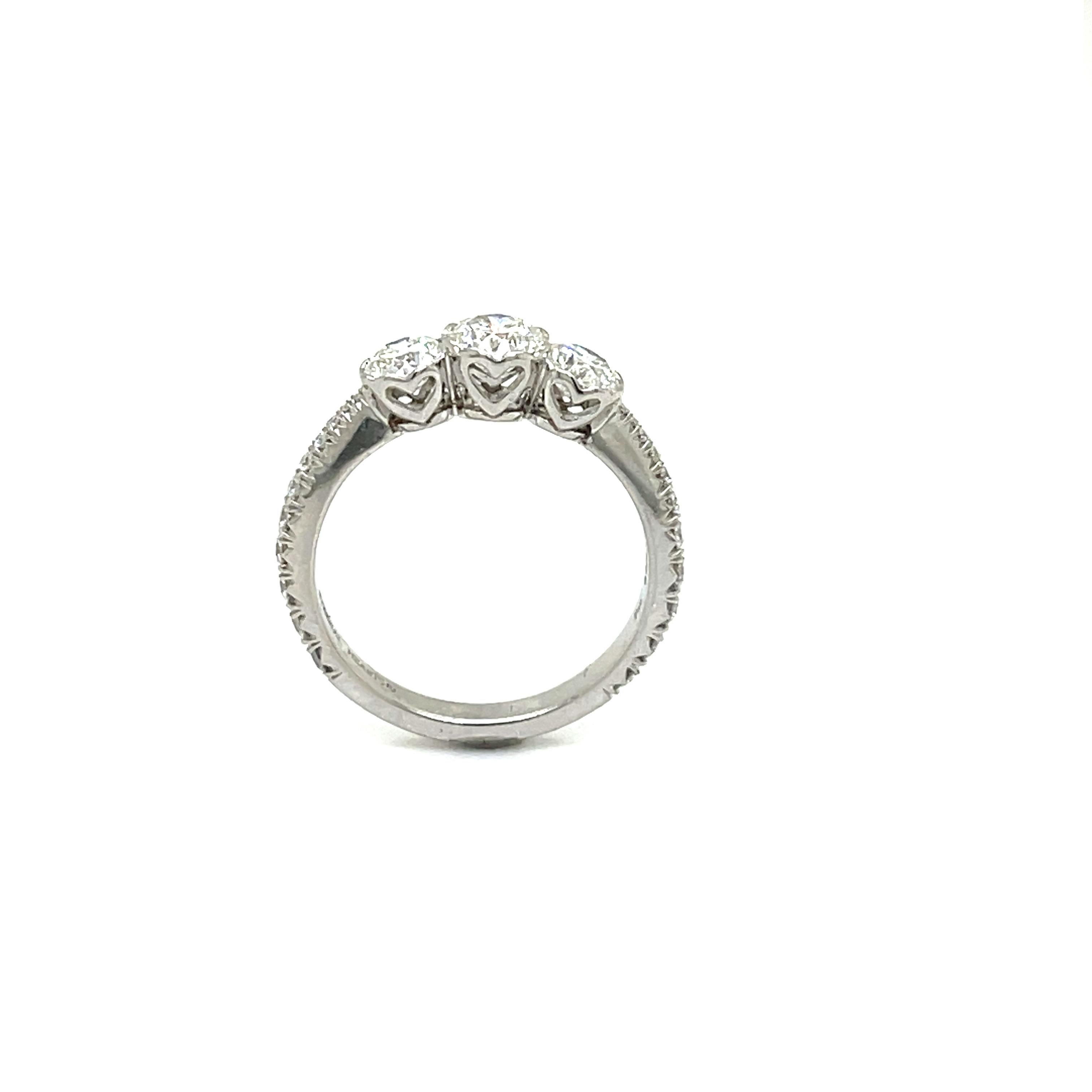 R32-101 - ETERNAL HEARTS Platinum Ring with Diamonds For Sale 3