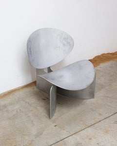 R400 Chair in Silver Matte Aluminum by Arno Hoogland
