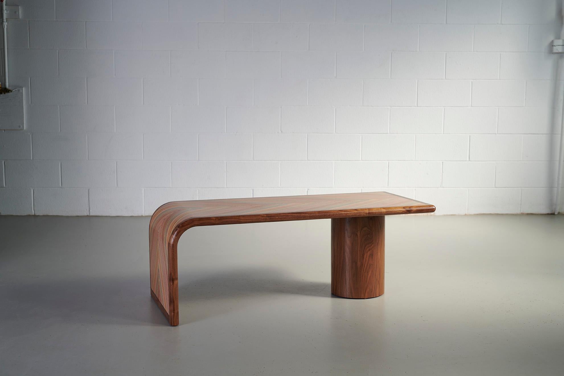 Bois de feuillus 'R5' Coffee Table en vente