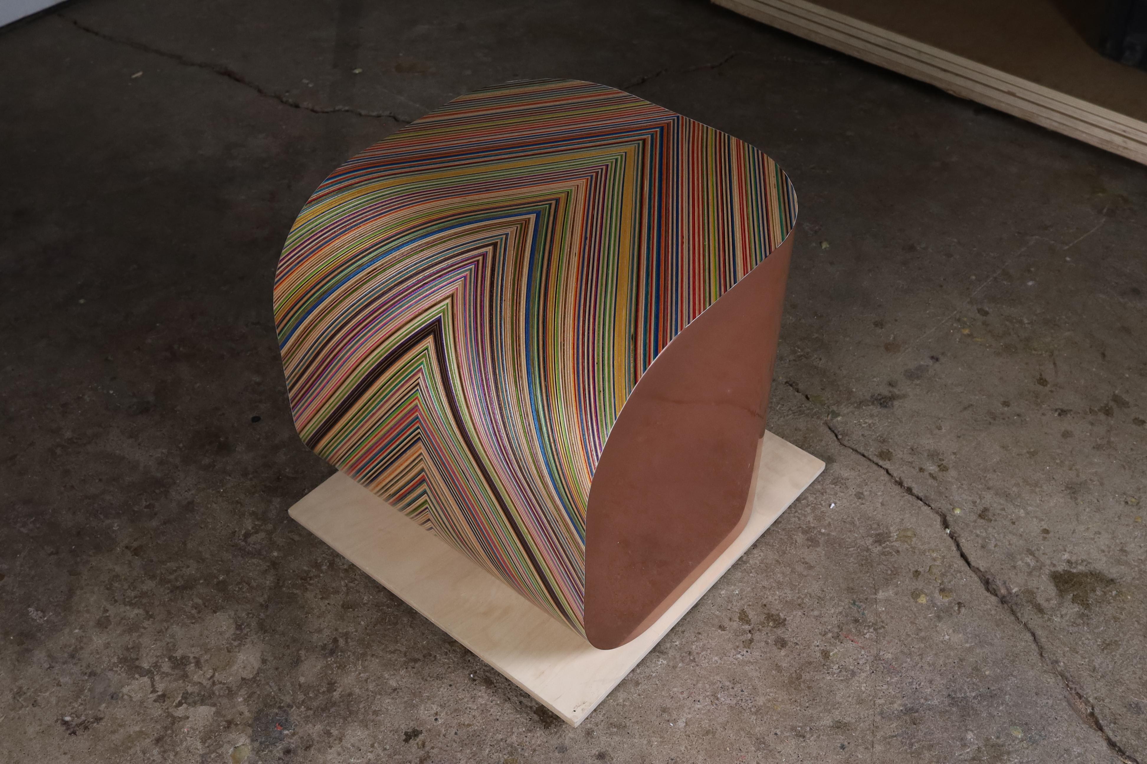 'R5' End Table in Copper For Sale 1