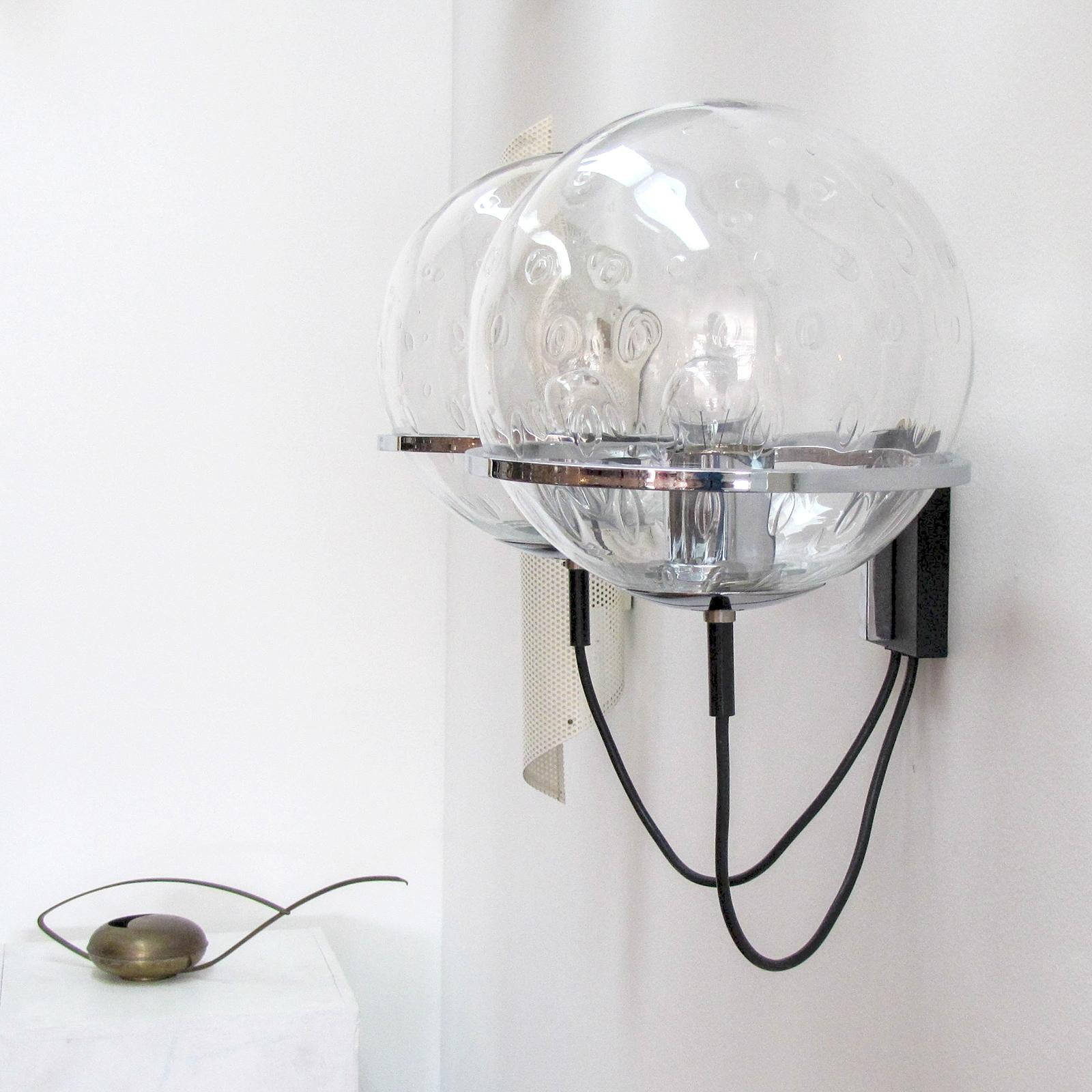 Enameled RAAK Double Globe Wall Light, 1960 For Sale