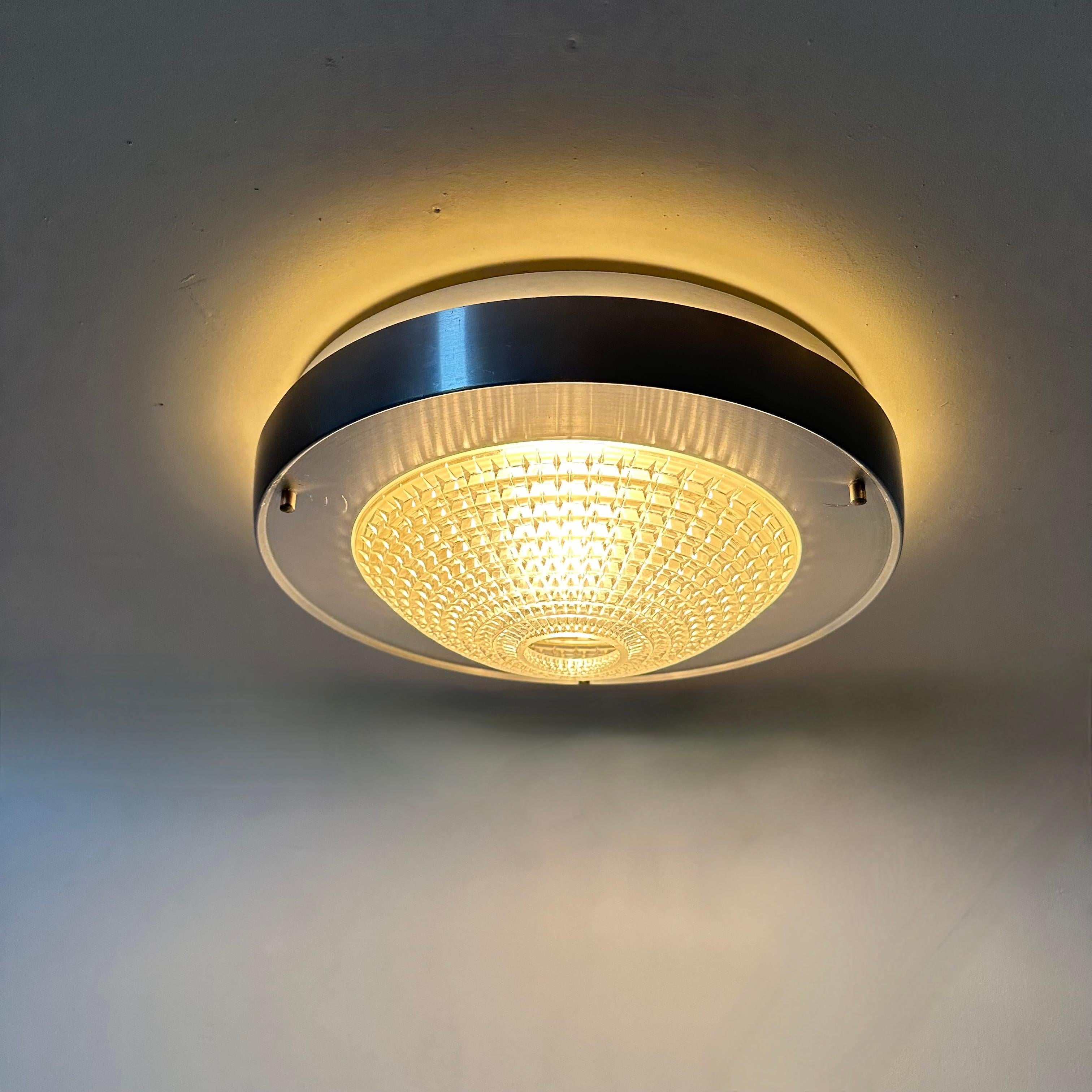 Raak Flush mount ceiling lamp B-1043 , 1970s Ufo space age 4