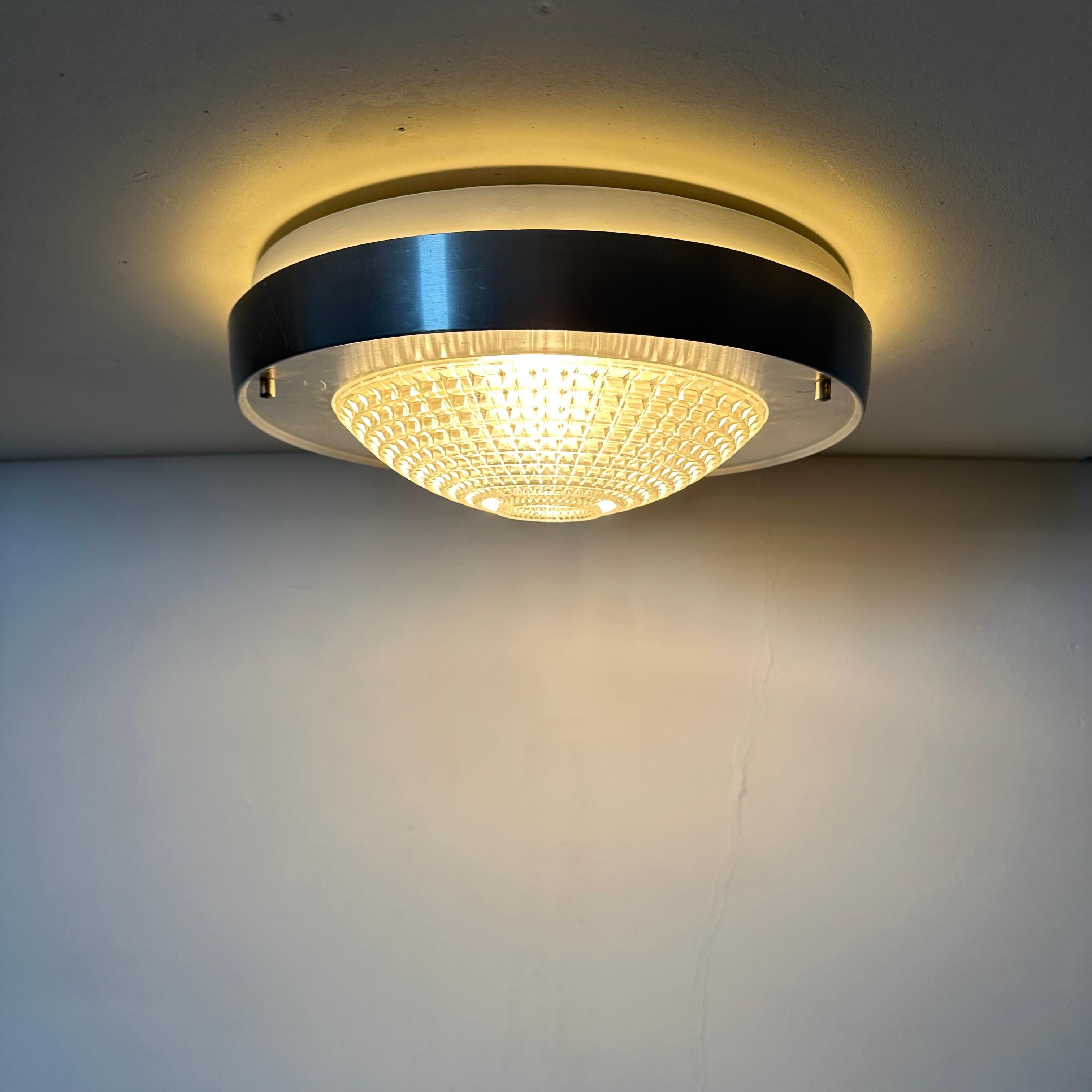 Raak Flush mount ceiling lamp B-1043 , 1970s Ufo space age 6