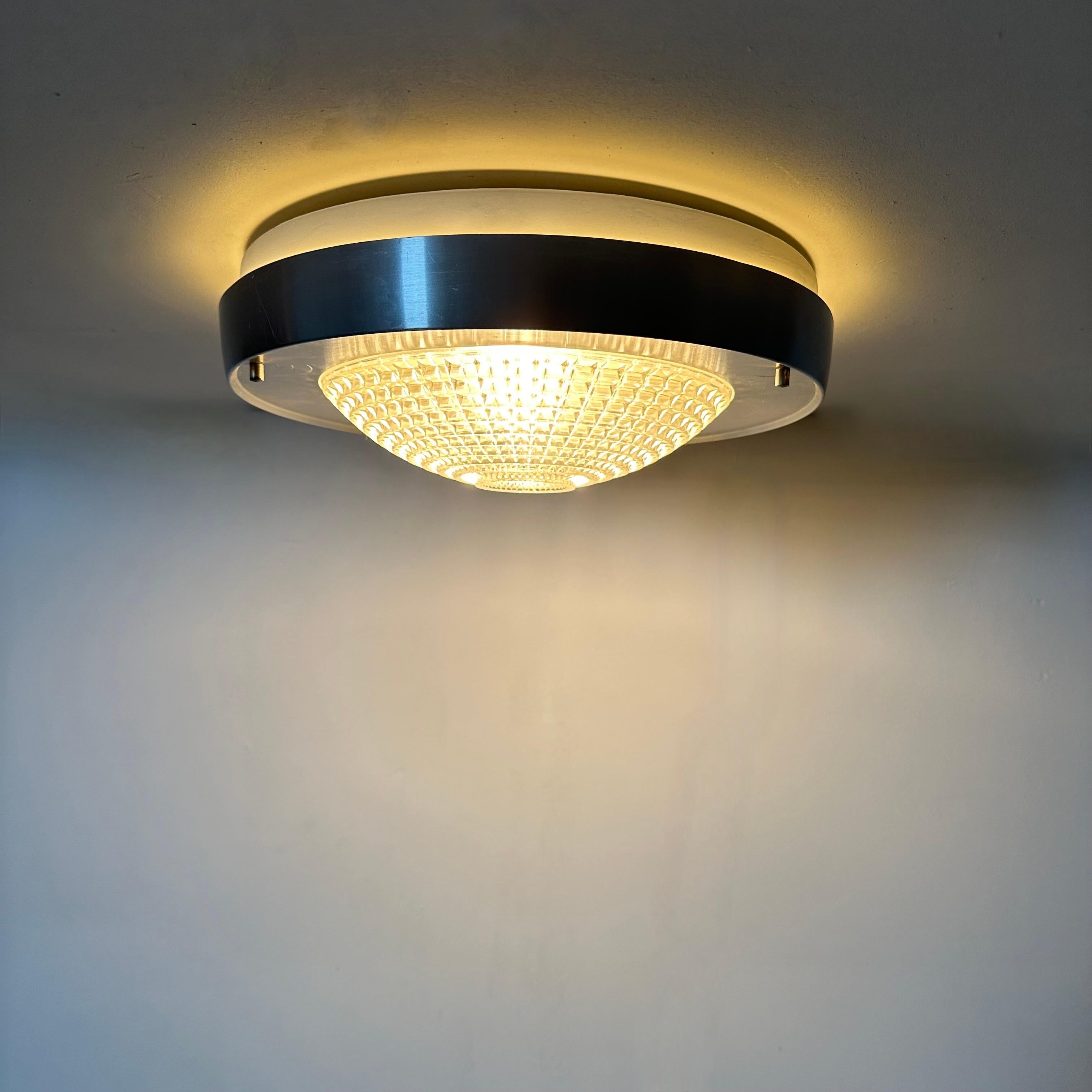 Raak Flush mount ceiling lamp B-1043 , 1970s Ufo space age 2