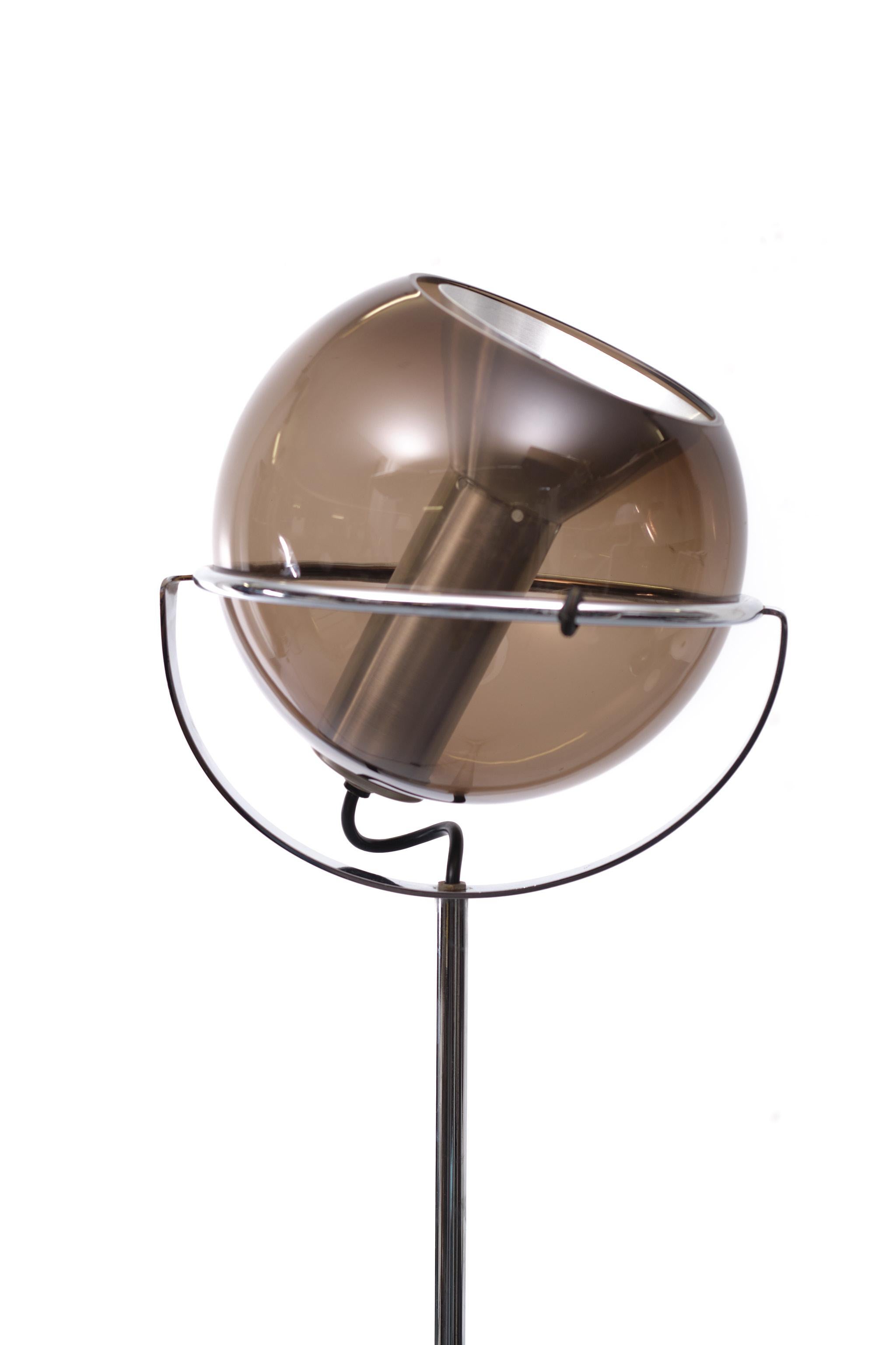 Raak Globe Floorlamp Frank Ligtelijn  1960s Dutch  2