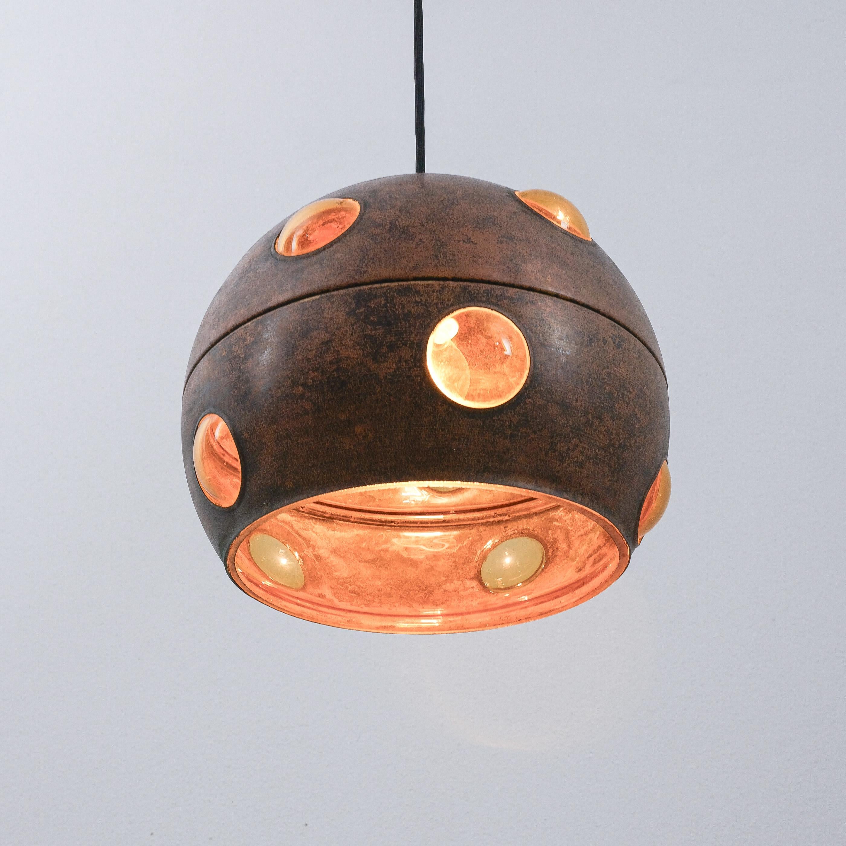 Lámparas colgantes Raak Nanny Still Lámparas grandes de cristal de cobre, 1960 Patinado en venta