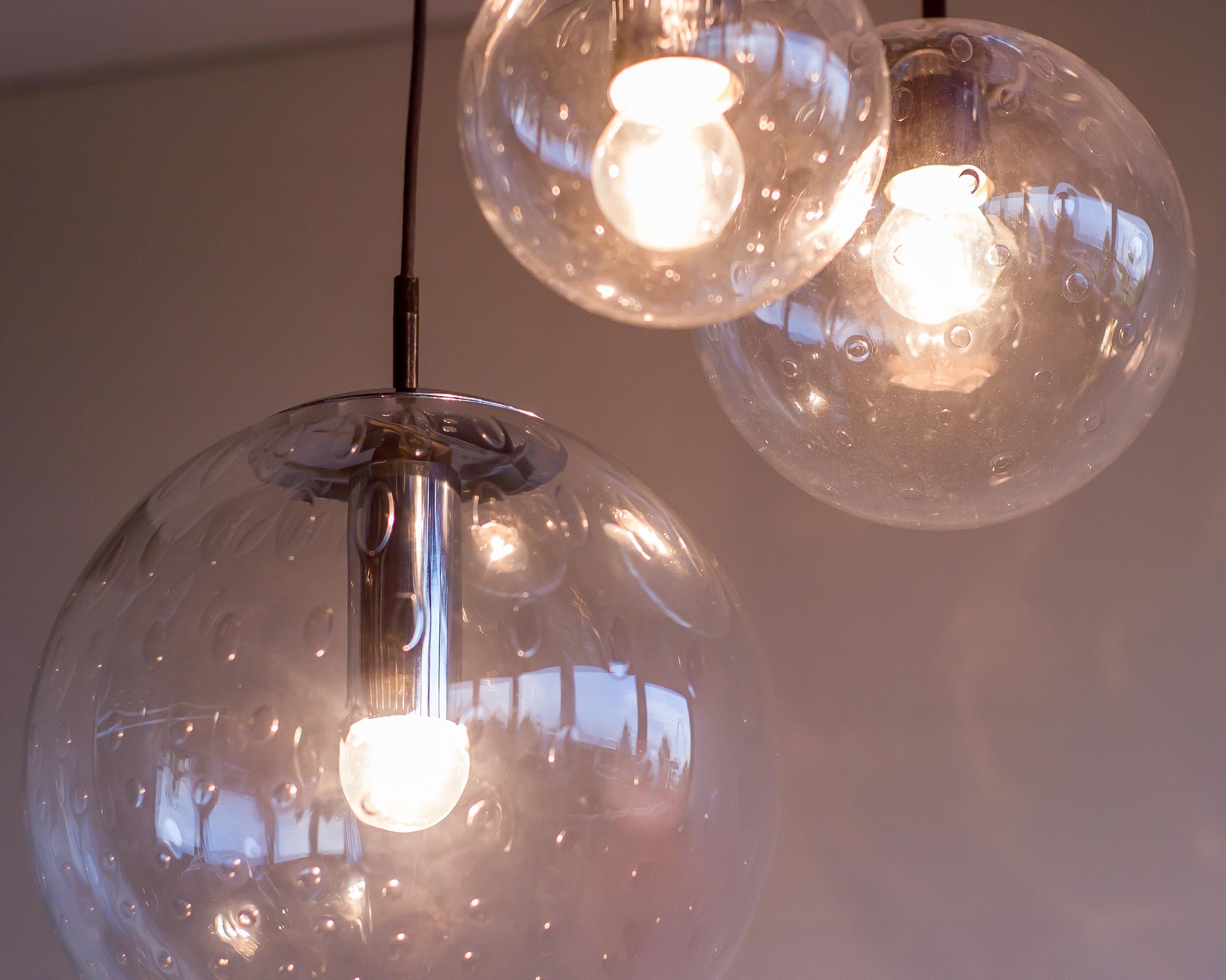 Olandese Lampada a sospensione RAAK con tre sfere a forma di bolla in vendita