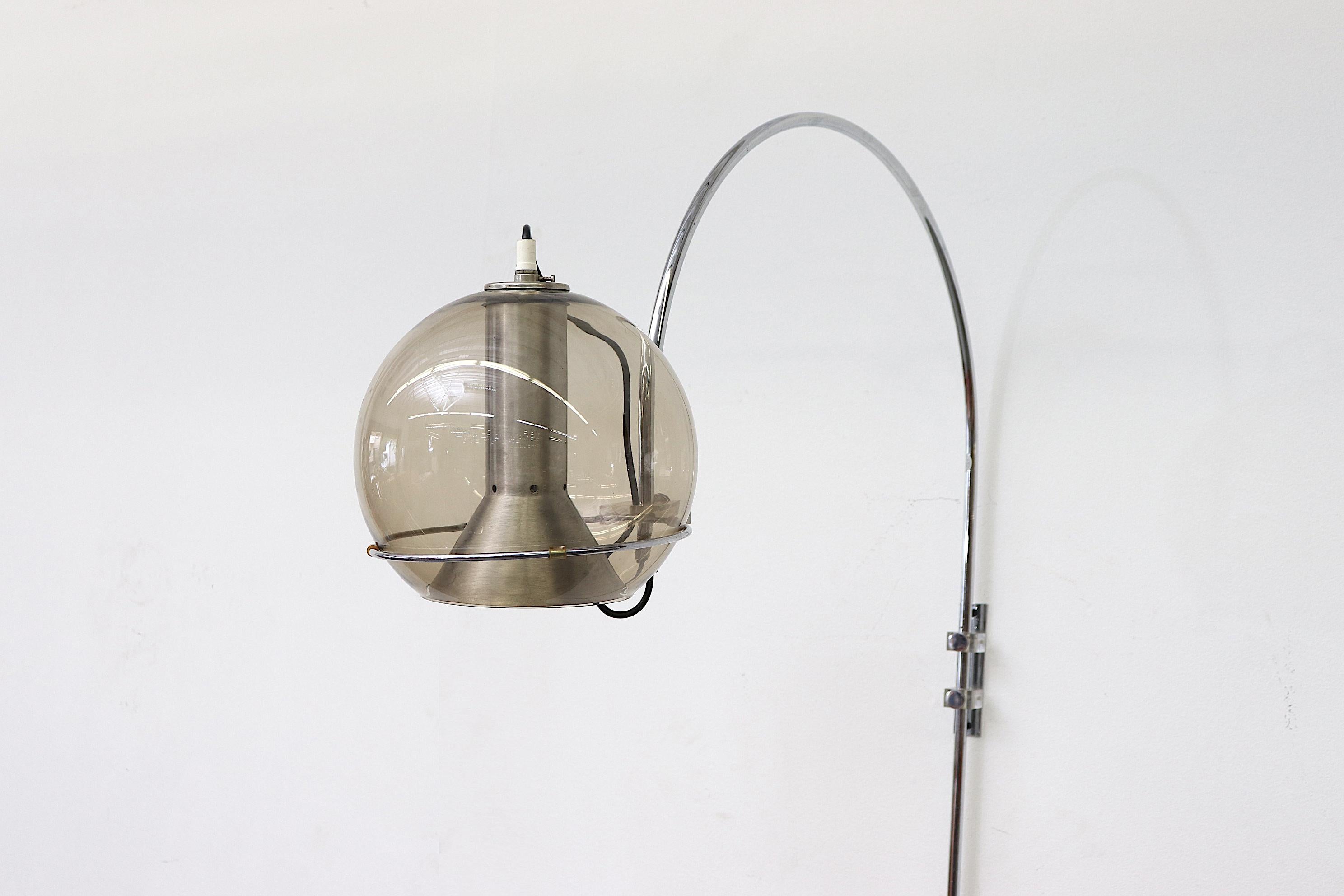 Glass  RAAK  'Sagittarius' Wall Lamp by Frank Ligtelijn 