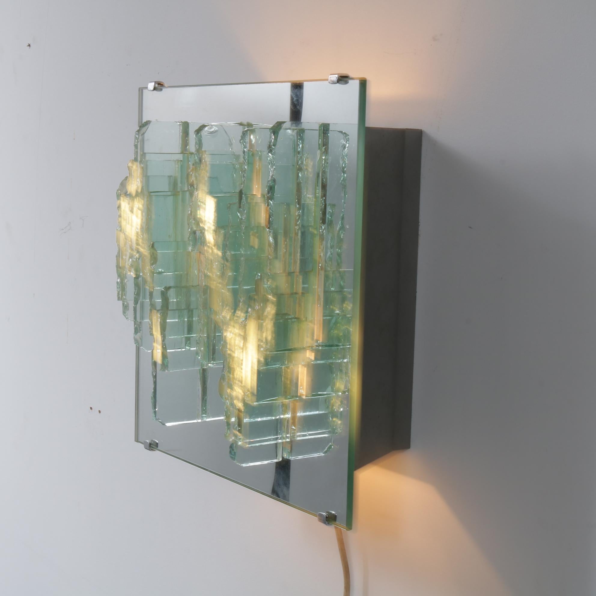 RAAK Sculptural Glass Wall Sconces Model C1517, Netherlands, 1960 For Sale 3