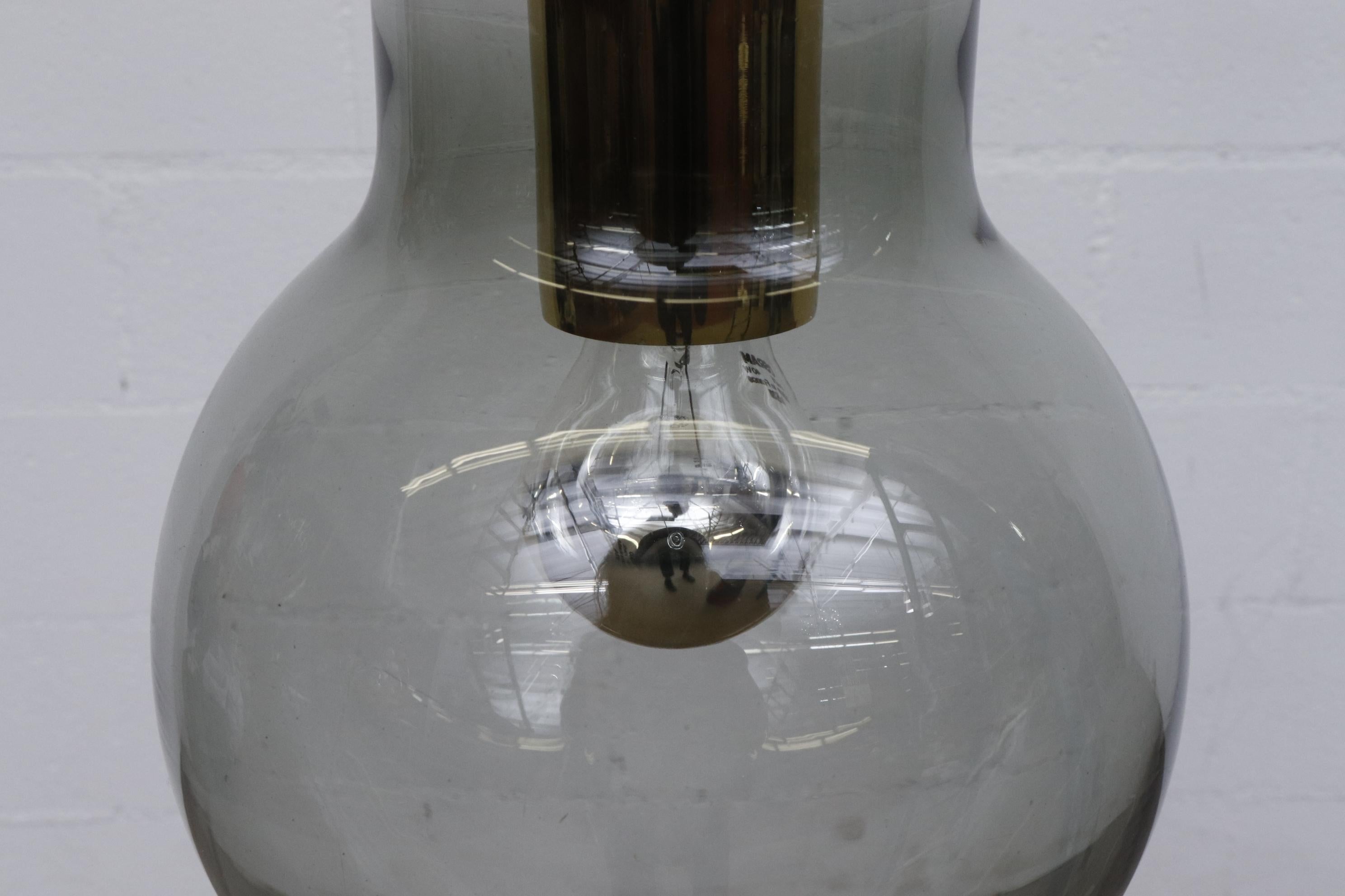 Lampe encastrée RAAK « Dewdrop » en verre fumé avec quincaillerie en laiton en vente 4