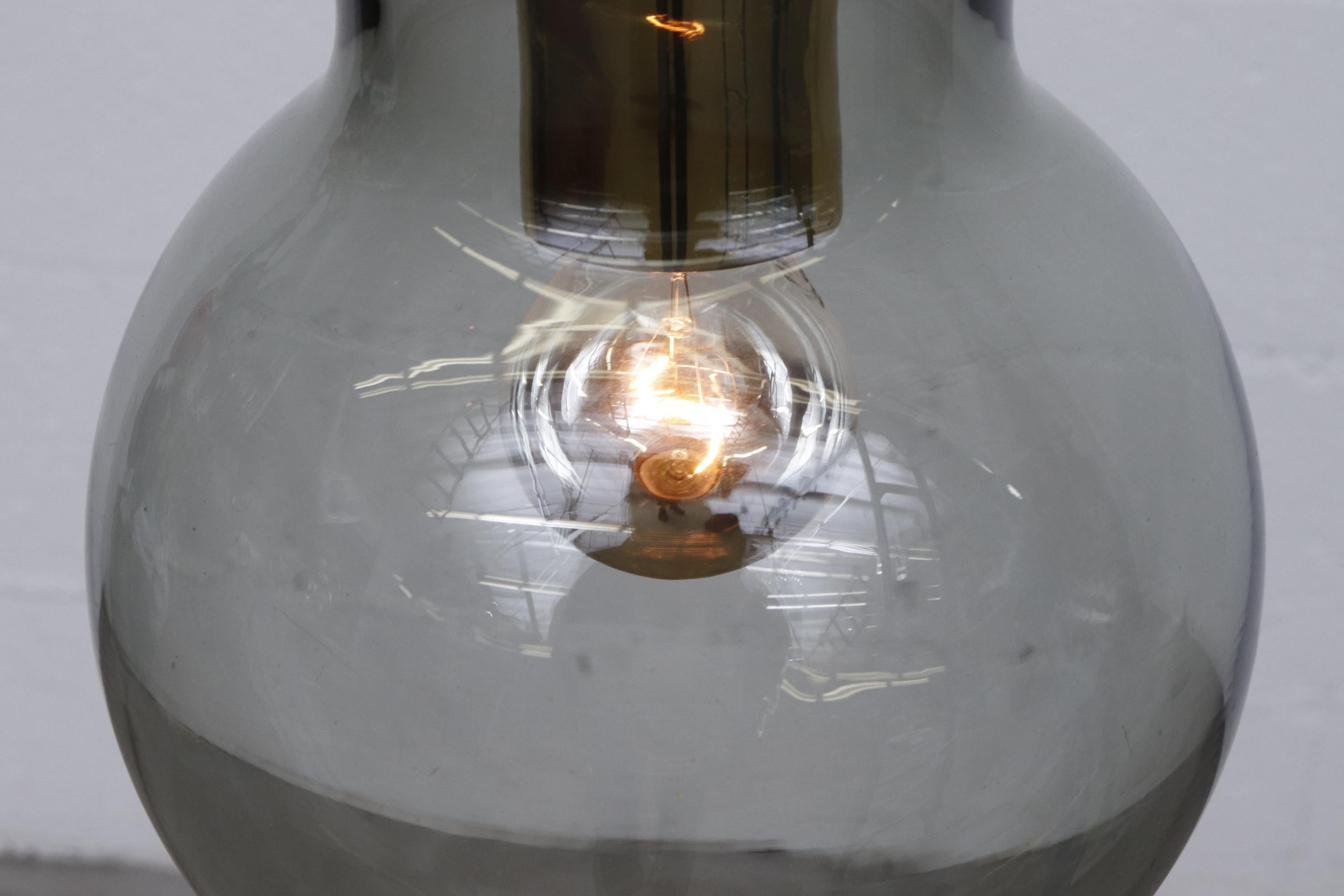 Laiton Lampe encastrée RAAK « Dewdrop » en verre fumé avec quincaillerie en laiton en vente