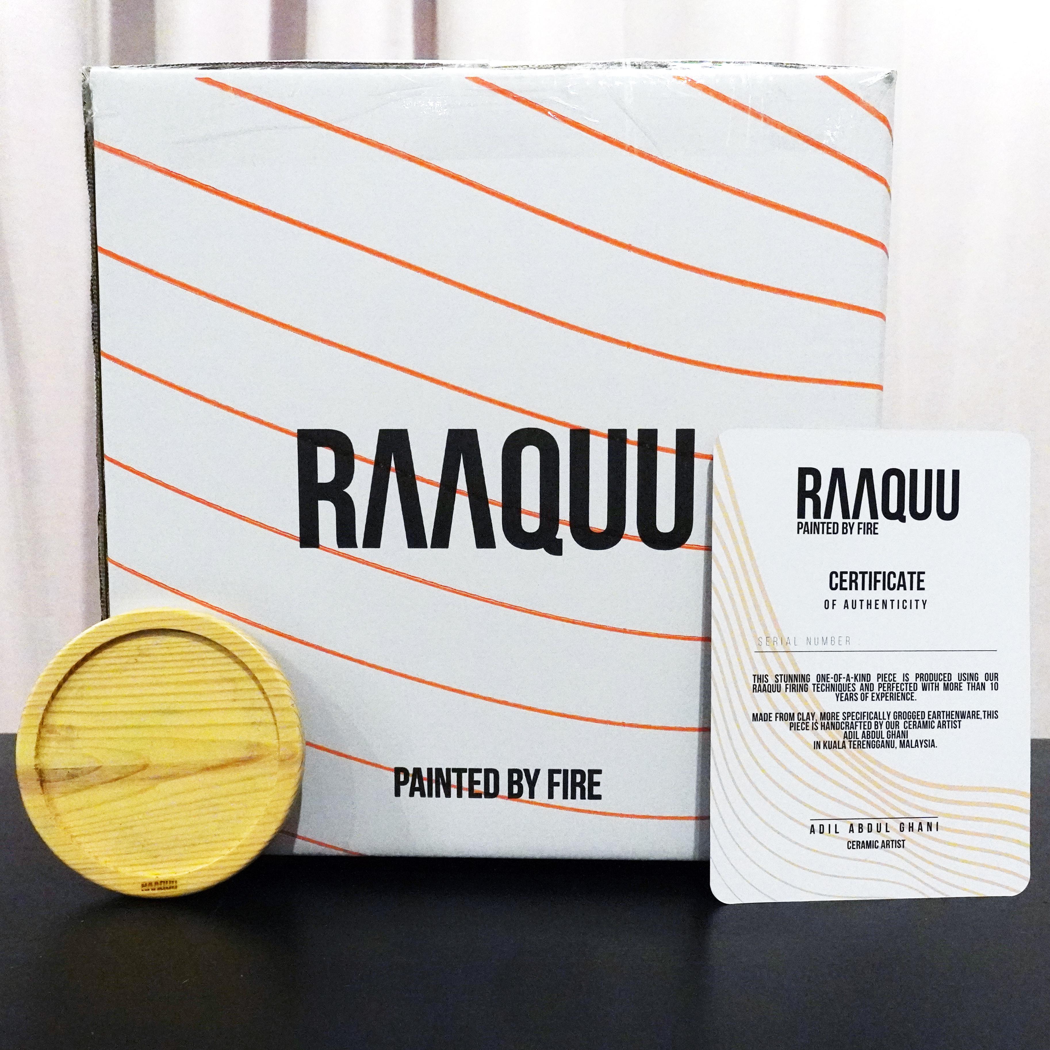 Raaquu Raku Gebrannte große Blumenvase S/N0000155 Tafelaufsatz Kunstserie, Malaysia (Keramik)