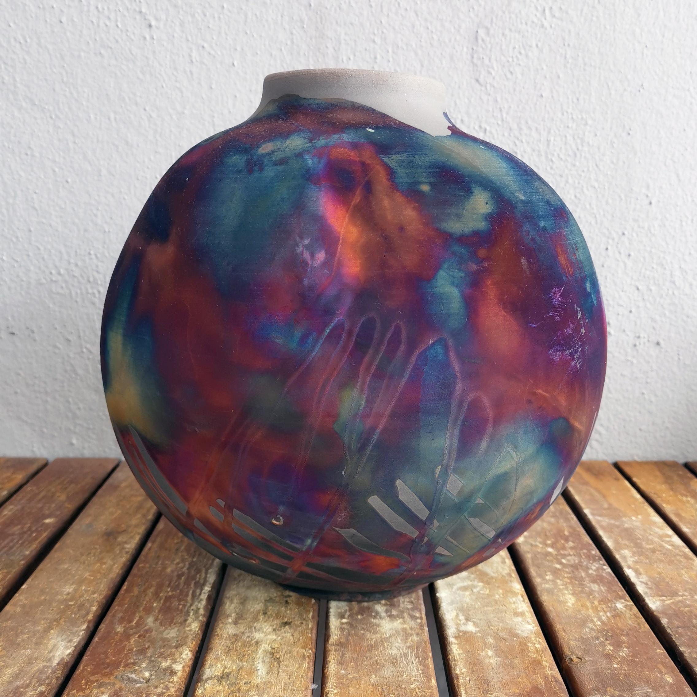 Raaquu Raku Fired Large Globe Vase S/N0000585 Centerpiece Art Series In New Condition For Sale In Petaling Jaya, MY