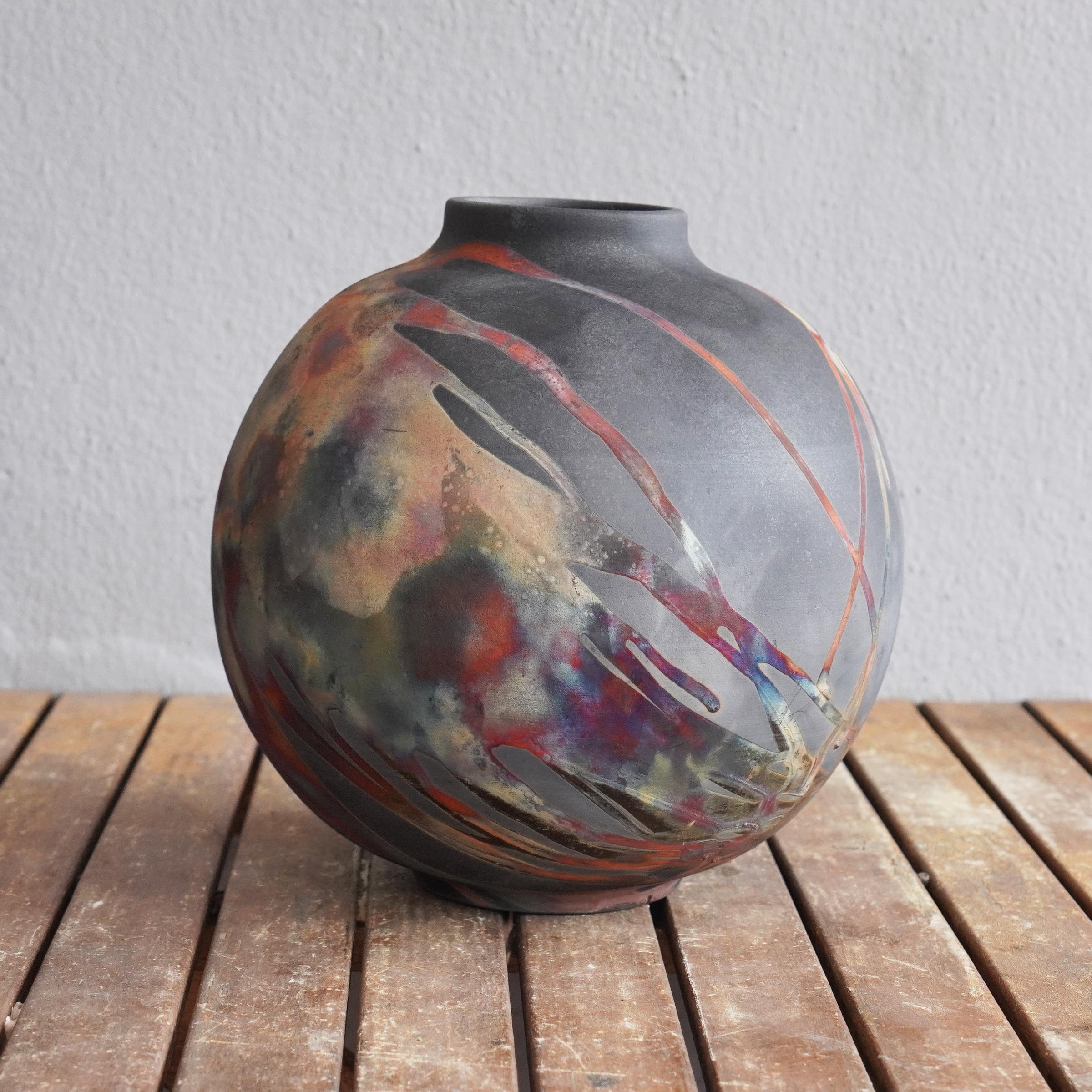 Raaquu Raku Jarrón Globo Grande Cocido S/N0000422 Centro de mesa Serie Arte, Malasia Moderno
